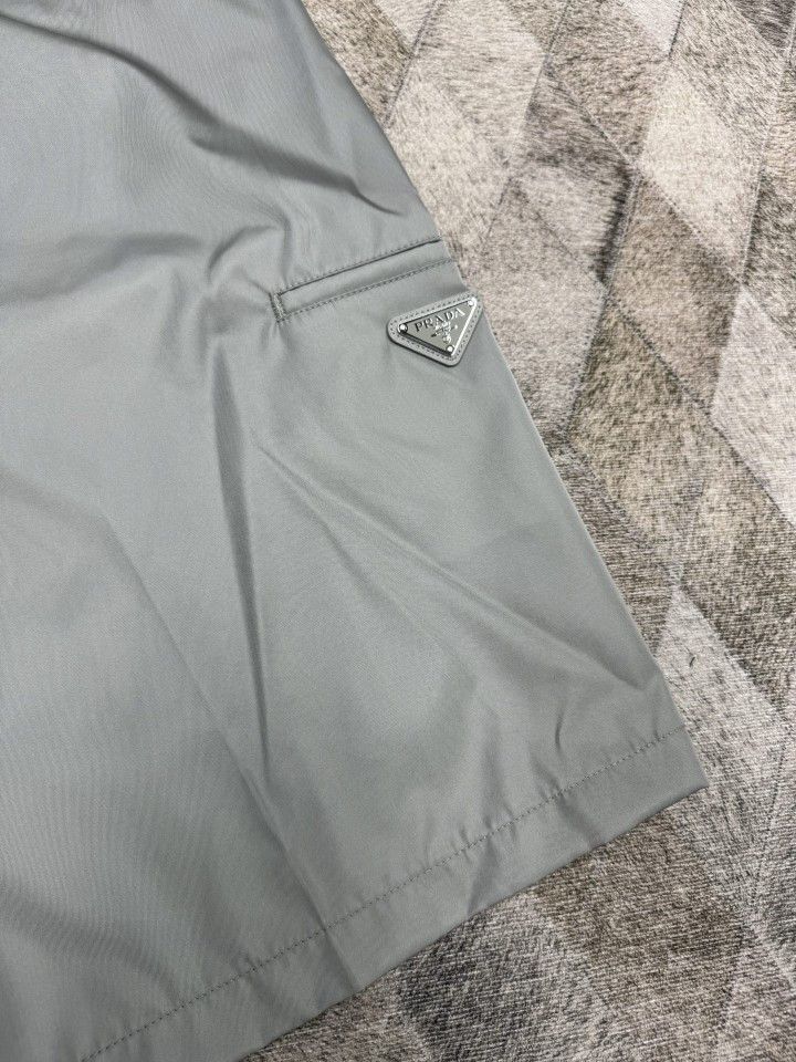 Prada Prada Re-Nylon Logo Bermuda Shorts Size 54 Size US 38 / EU 54 - 7 Thumbnail
