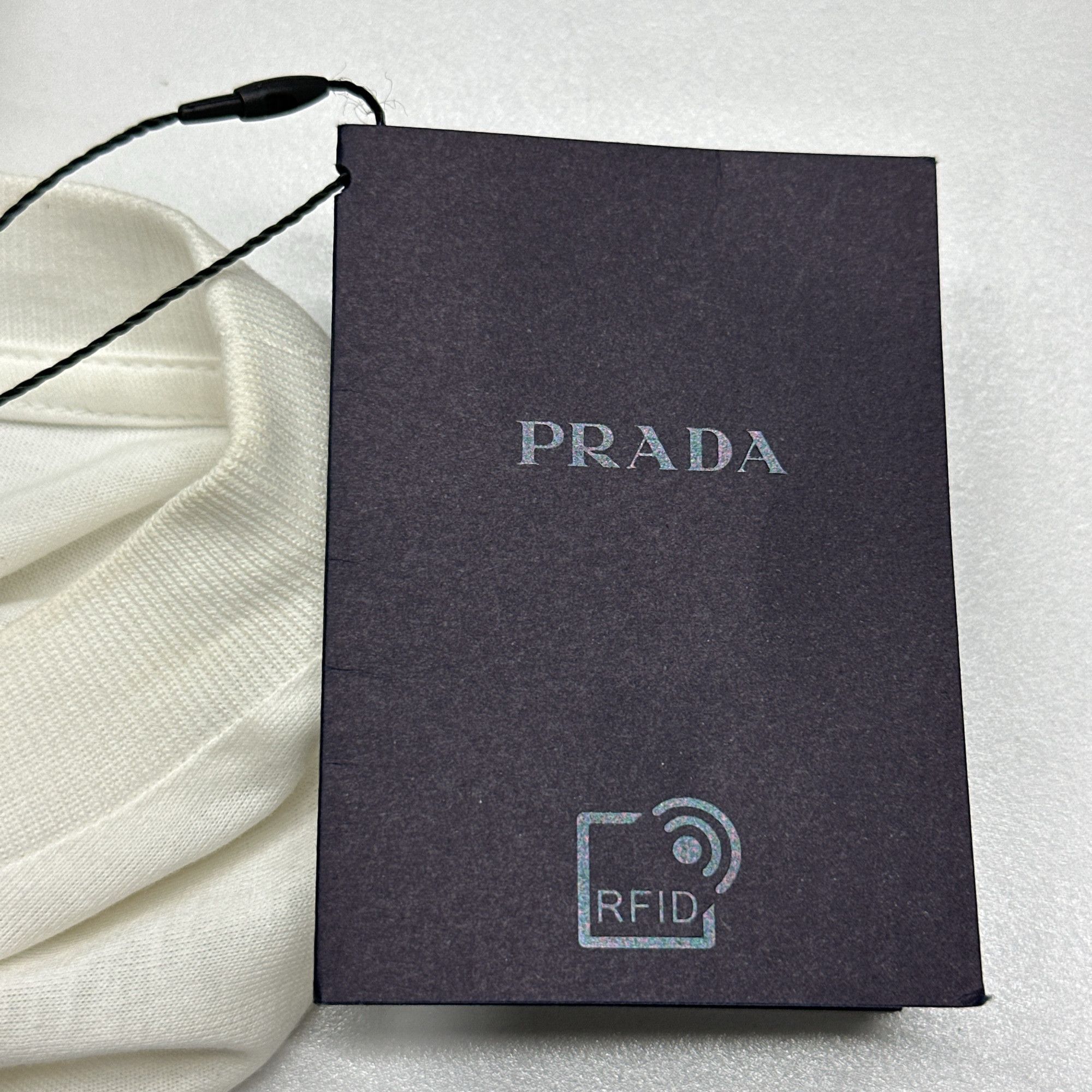 Prada Prada Pouch Sleeve T-Shirt Size S Size US S / EU 44-46 / 1 - 6 Thumbnail