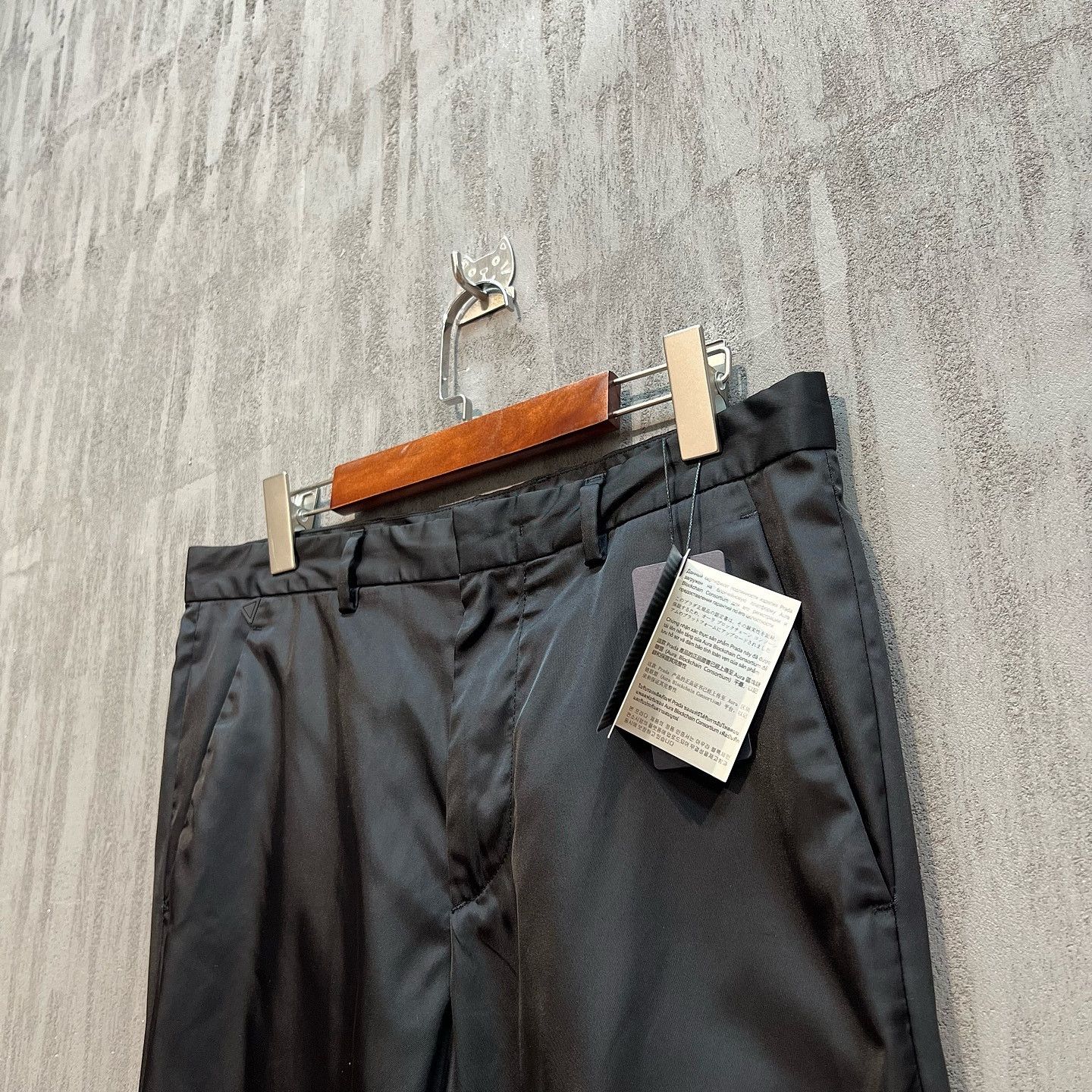 Prada Prada Nylon Casual Pants Size 30 / EU 46 Size US 30 / EU 46 - 7 Thumbnail