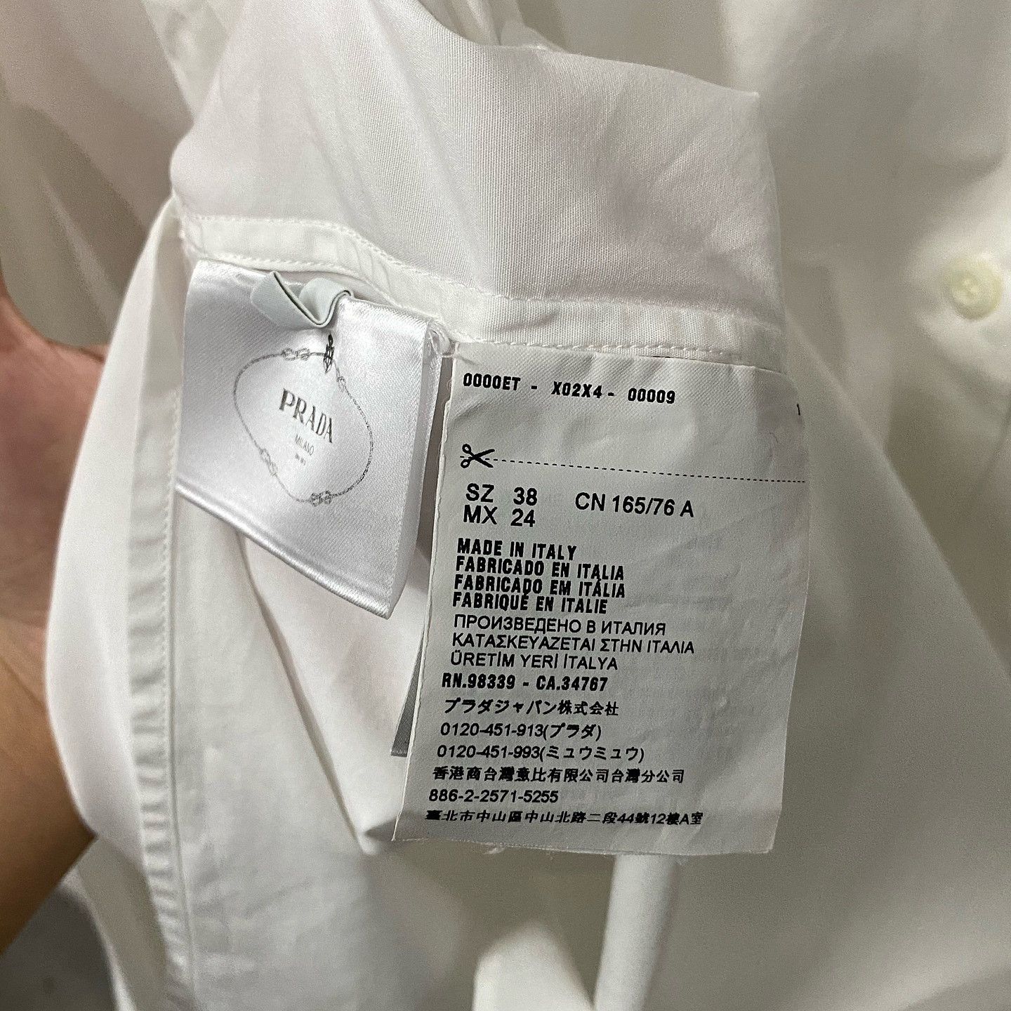 Prada Prada Logo Patch Poplin Shirt Size 38 Size XS / US 0-2 / IT 36-38 - 4 Thumbnail