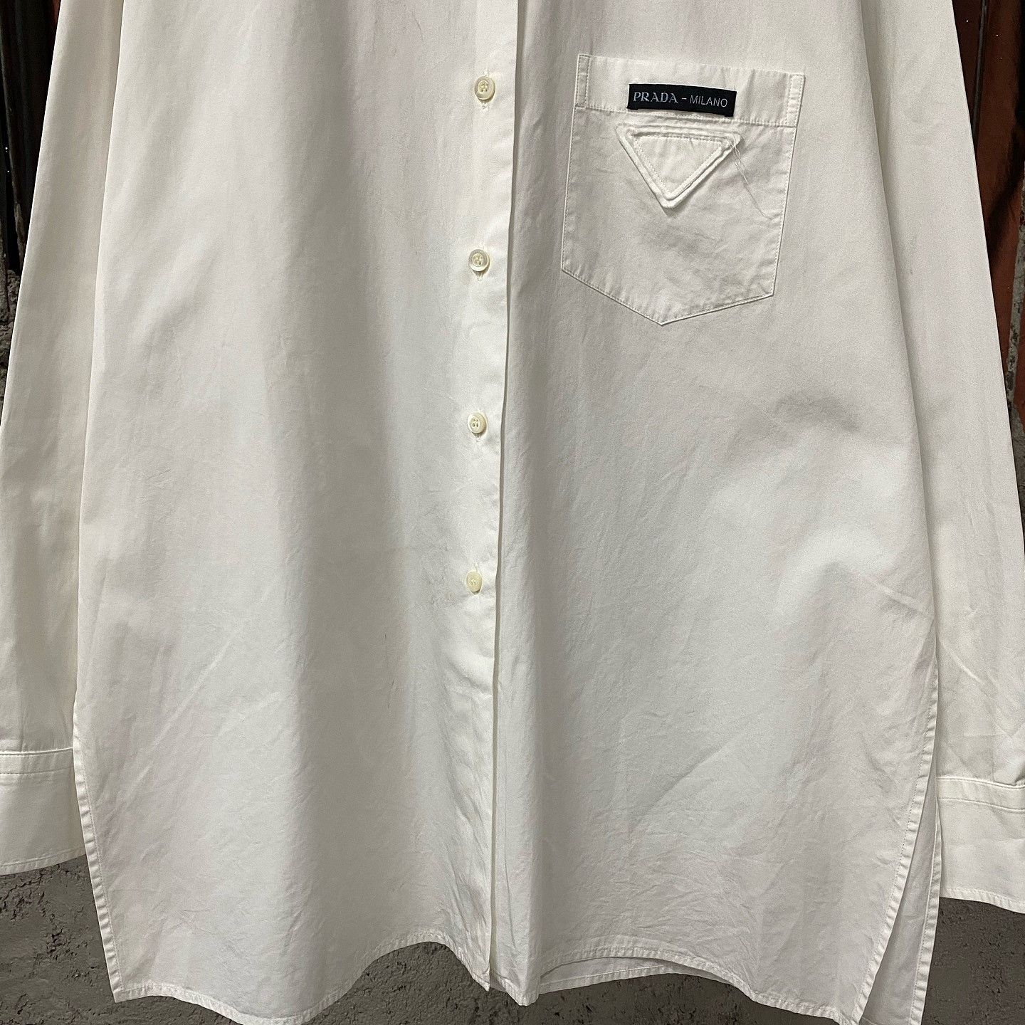 Prada Prada Logo Patch Poplin Shirt Size 38 Size XS / US 0-2 / IT 36-38 - 6 Thumbnail