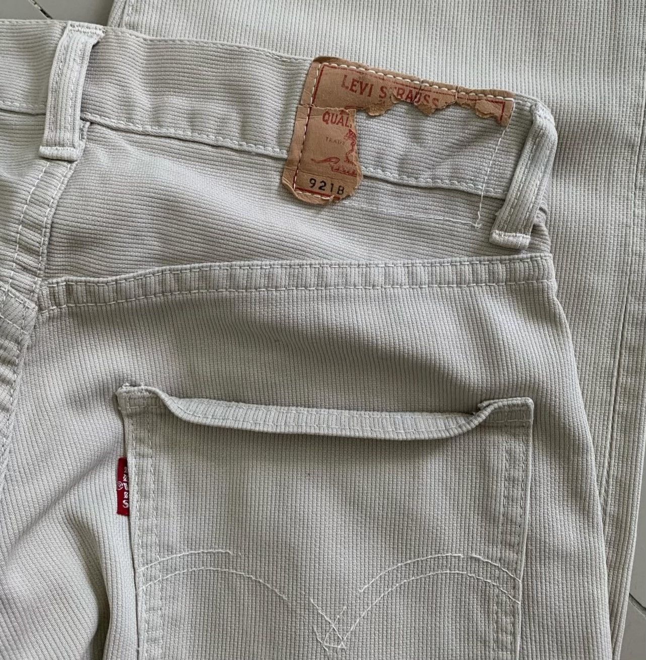 Levi's Vintage 1960s Levi's 921B Big E Corduroy Jeans Size US 27 - 4 Thumbnail