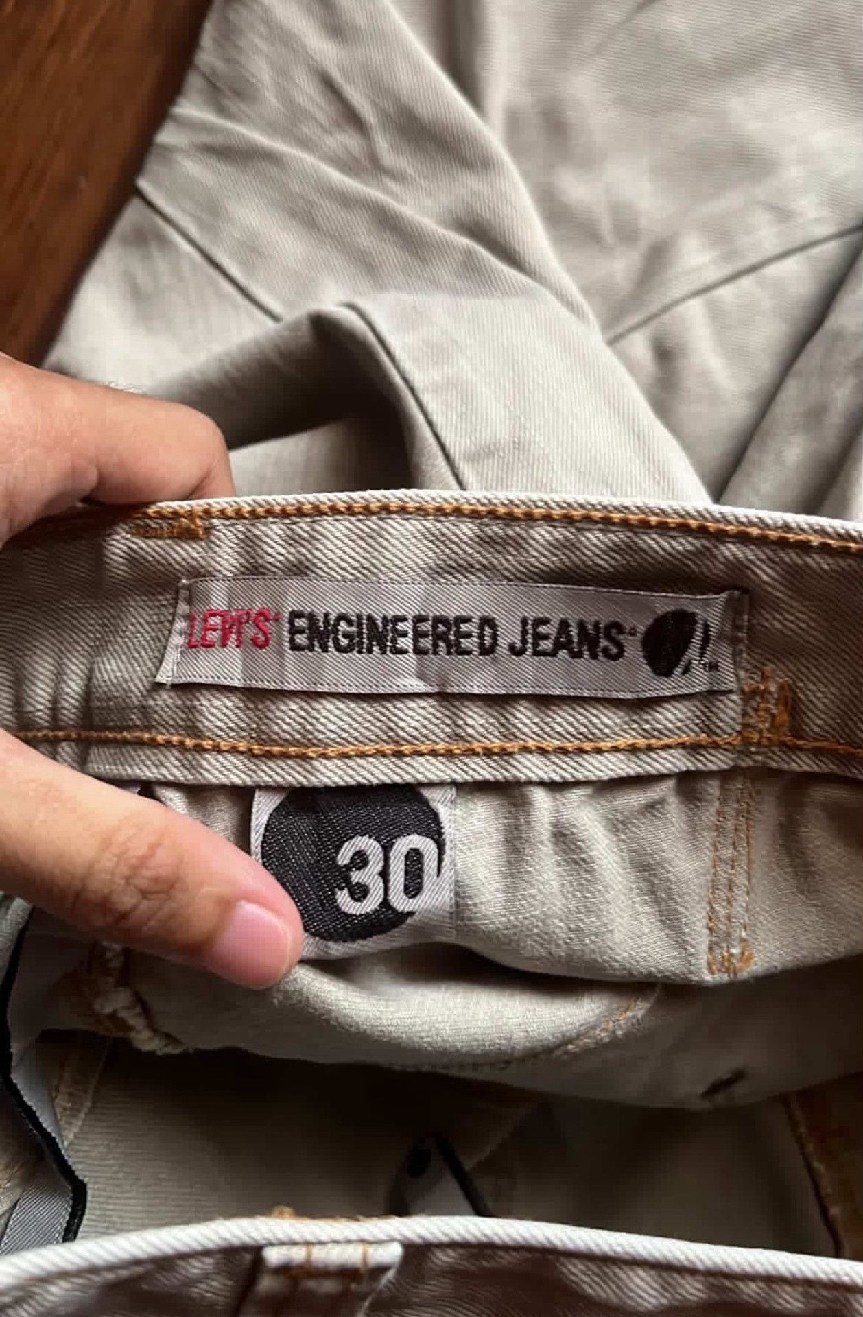 Levi's Vintage Levi's 2000s Engineered Cinch Back Twisted Leg Jeans Size US 32 / EU 48 - 7 Thumbnail