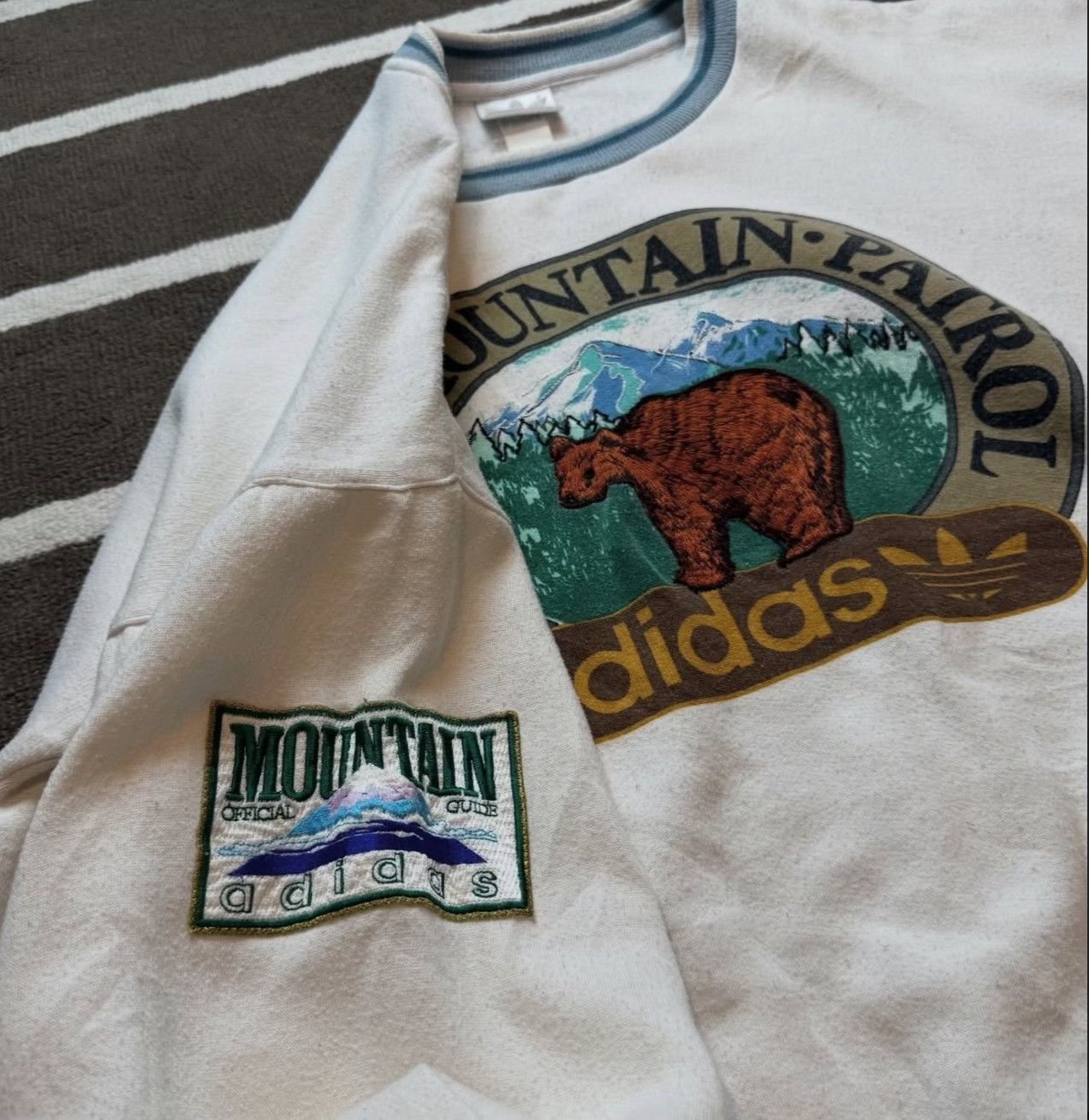 Vintage 1980s Vintage Adidas Bear Mountain Hoodie Size US M / EU 48-50 / 2 - 3 Thumbnail