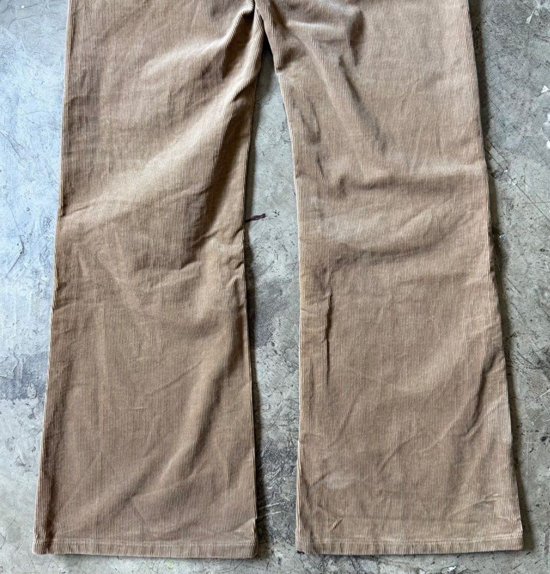 Gucci Vintage Gucci Corduroy Boot Cut Pants Size 24" / US 00 / IT 34 - 7 Thumbnail