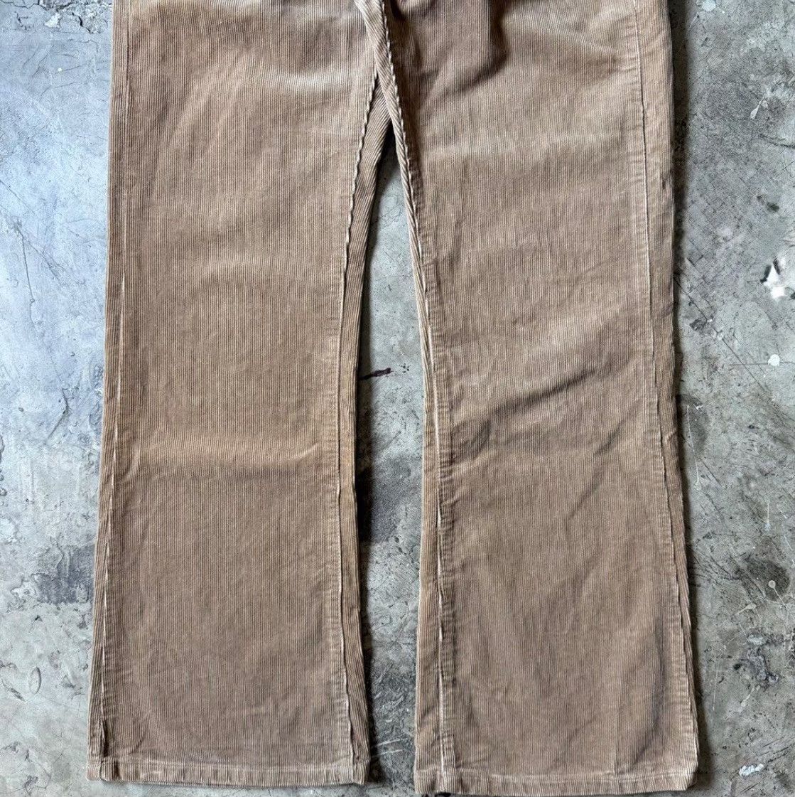 Gucci Vintage Gucci Corduroy Boot Cut Pants Size 24" / US 00 / IT 34 - 6 Thumbnail