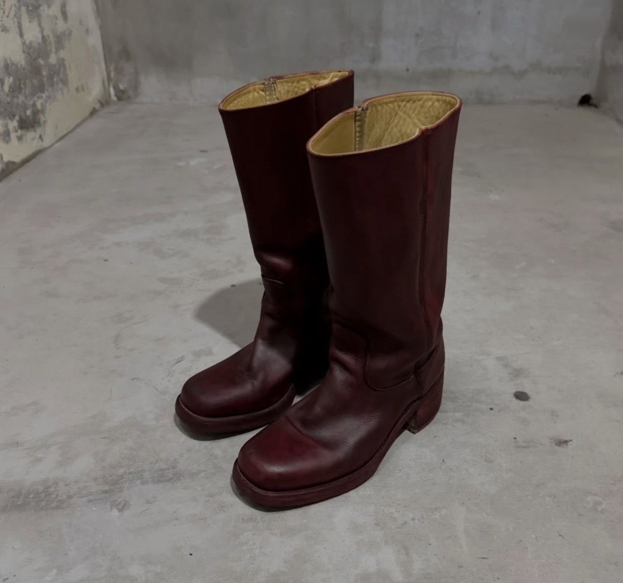 Vintage 1970s USA Vintage Red Tall Leather Boots Size US 9 / EU 42 - 2 Thumbnail