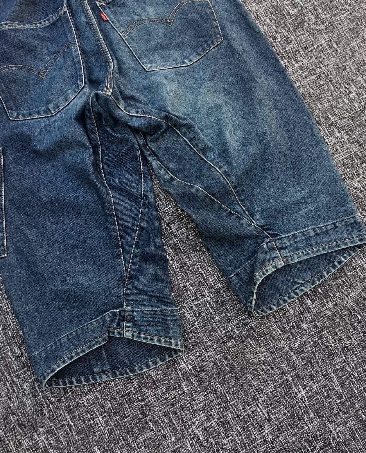 Levi's Vintage Levi's 2000s Engineered Denim Shorts Size US 35 - 6 Thumbnail
