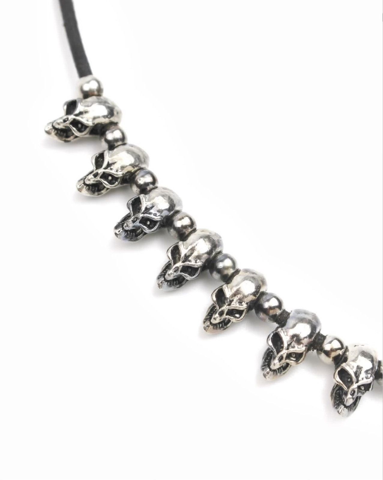 Vintage Vintage 2000s Japanese Skull Bead Necklace Size ONE SIZE - 3 Thumbnail