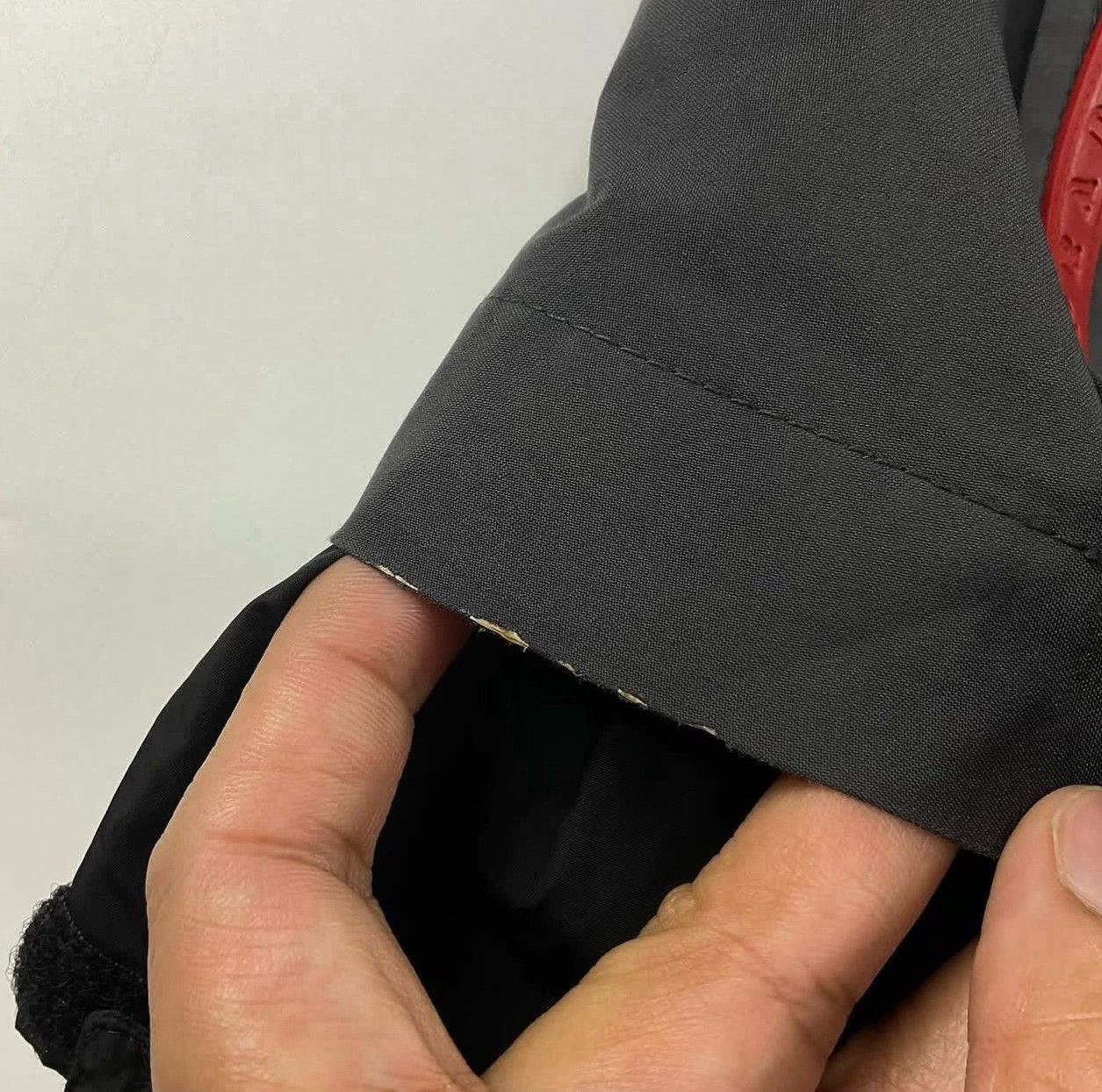 Prada Vintage Prada Sport Goretex Jacket Size US M / EU 48-50 / 2 - 7 Thumbnail