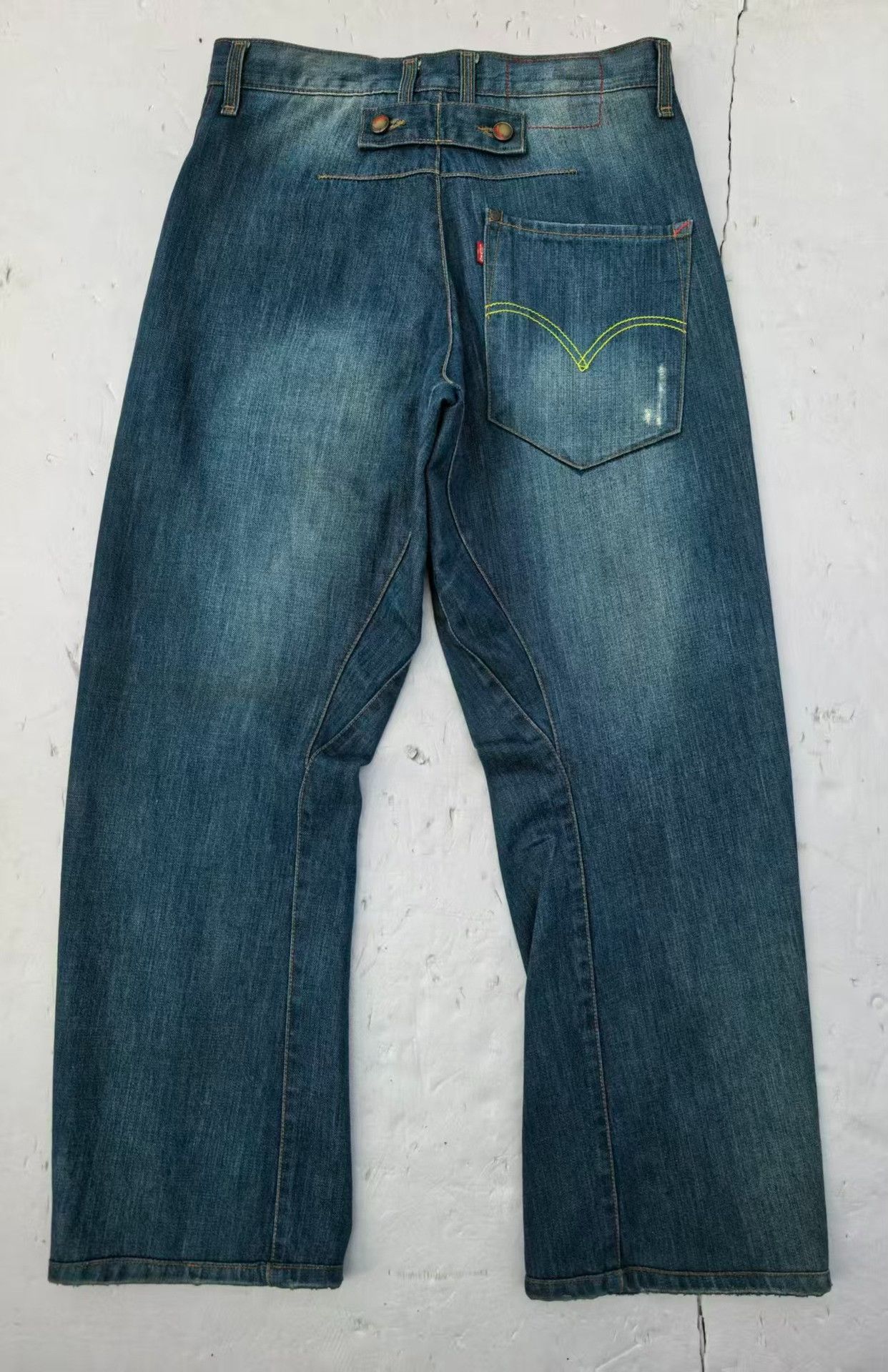 Levi's Vintage Levi's 2000s Engineered Jeans Size US 34 / EU 50 - 3 Thumbnail