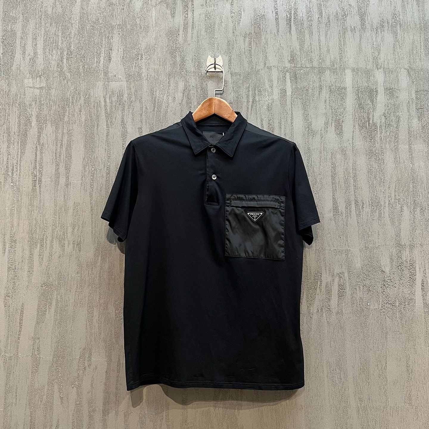 Prada Prada Chest Pocket Polo Shirt Size L Size US L / EU 52-54 / 3 - 9 Thumbnail