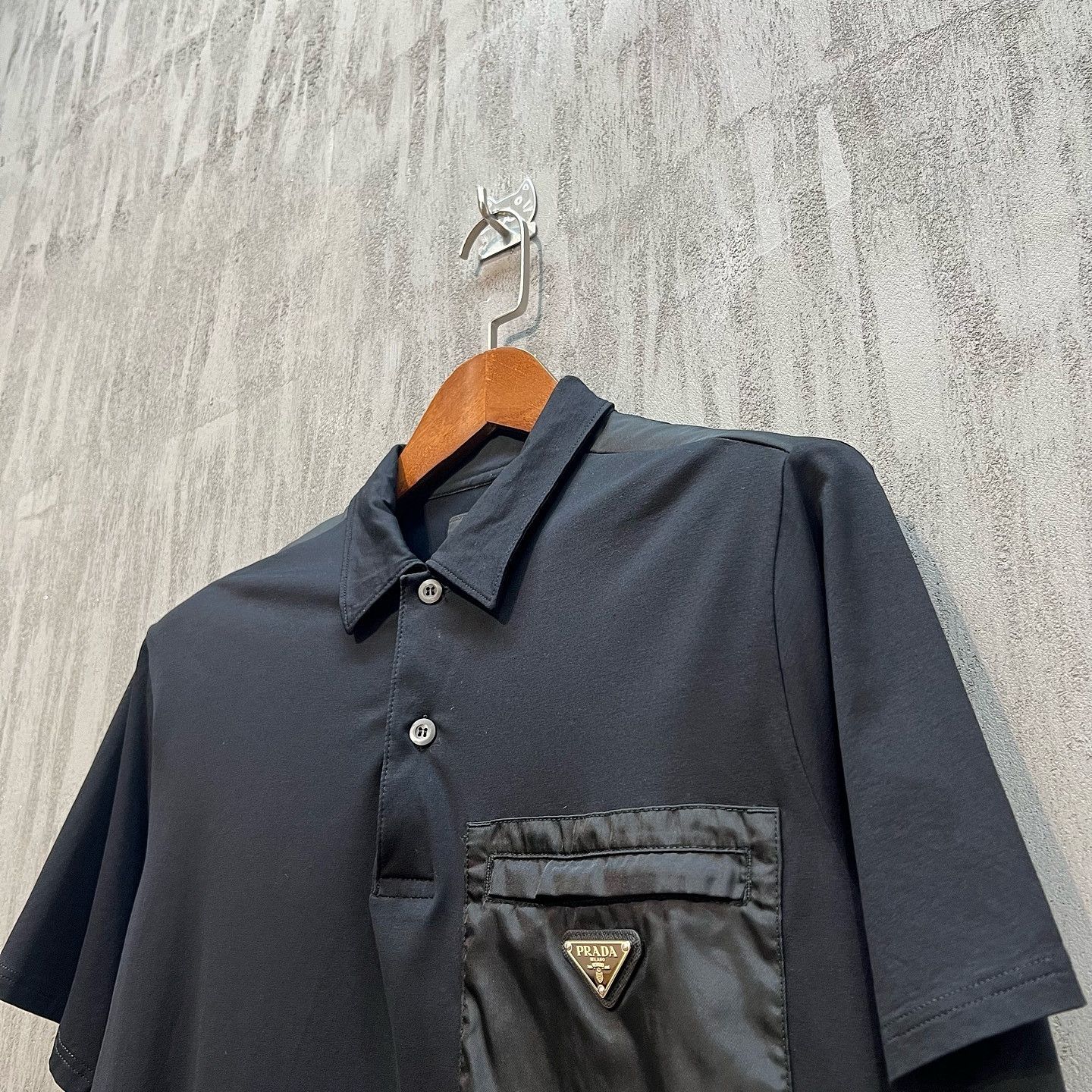 Prada Prada Chest Pocket Polo Shirt Size L Size US L / EU 52-54 / 3 - 5 Thumbnail
