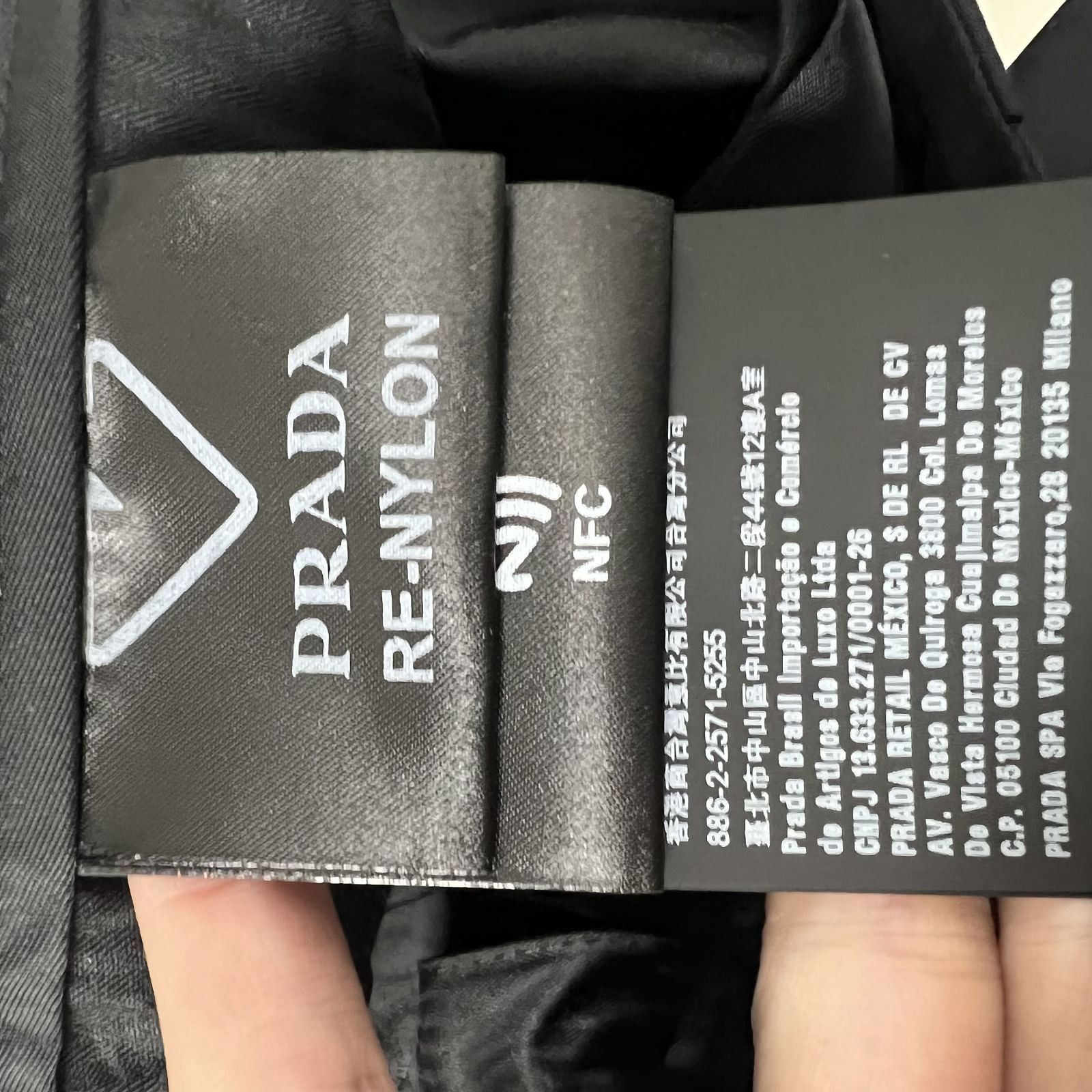 Prada Prada Re-Nylon Logo Shorts Size 30 Size US 30 / EU 46 - 4 Thumbnail