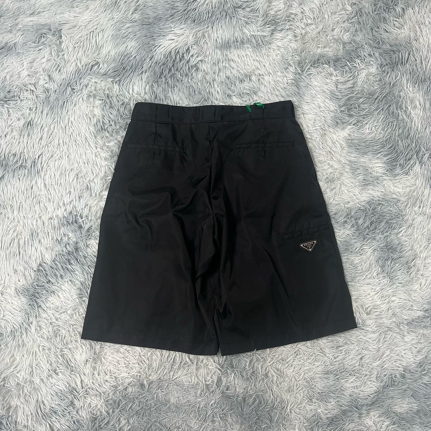 Prada Prada Re-Nylon Logo Shorts Size 30 Size US 30 / EU 46 - 2 Thumbnail