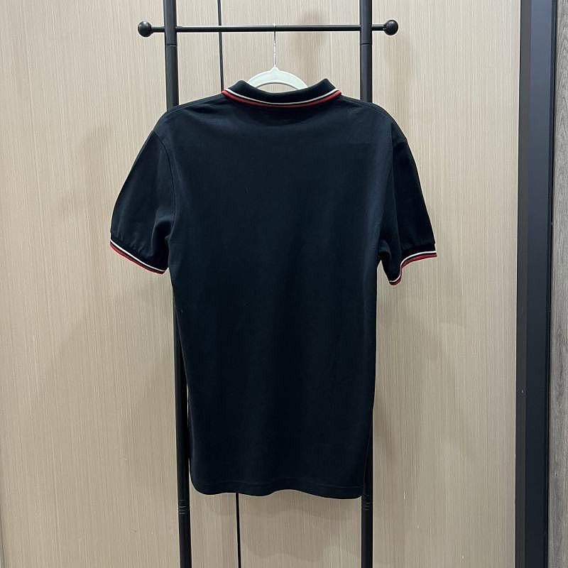 Prada Prada Logo Patch Polo Shirt Size M Size US M / EU 48-50 / 2 - 2 Thumbnail