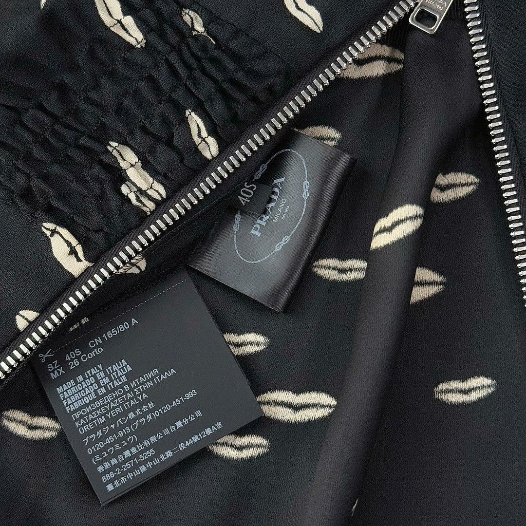 Prada Prada Lip Print Midi Dress Size IT 40 Size S / US 4 / IT 40 - 6 Thumbnail