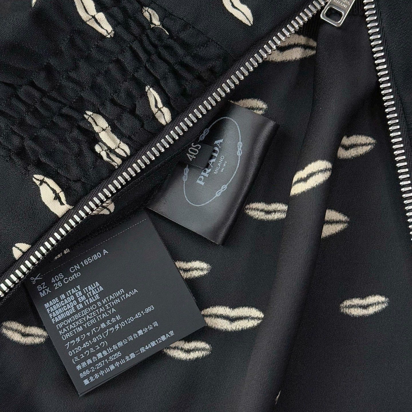 Prada Prada Lip Print Midi Dress Size IT 40 Size S / US 4 / IT 40 - 9 Thumbnail