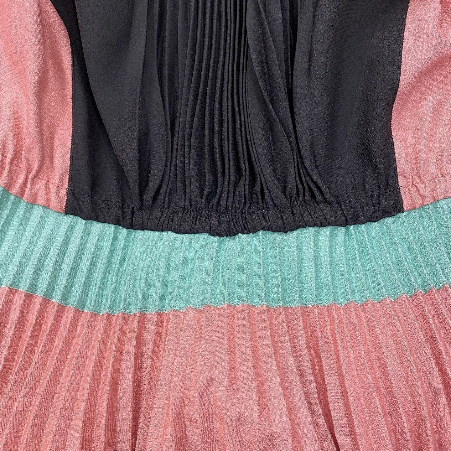 Prada Prada Colorblock Pleated Midi Dress Size 40 Size S / US 4 / IT 40 - 5 Thumbnail