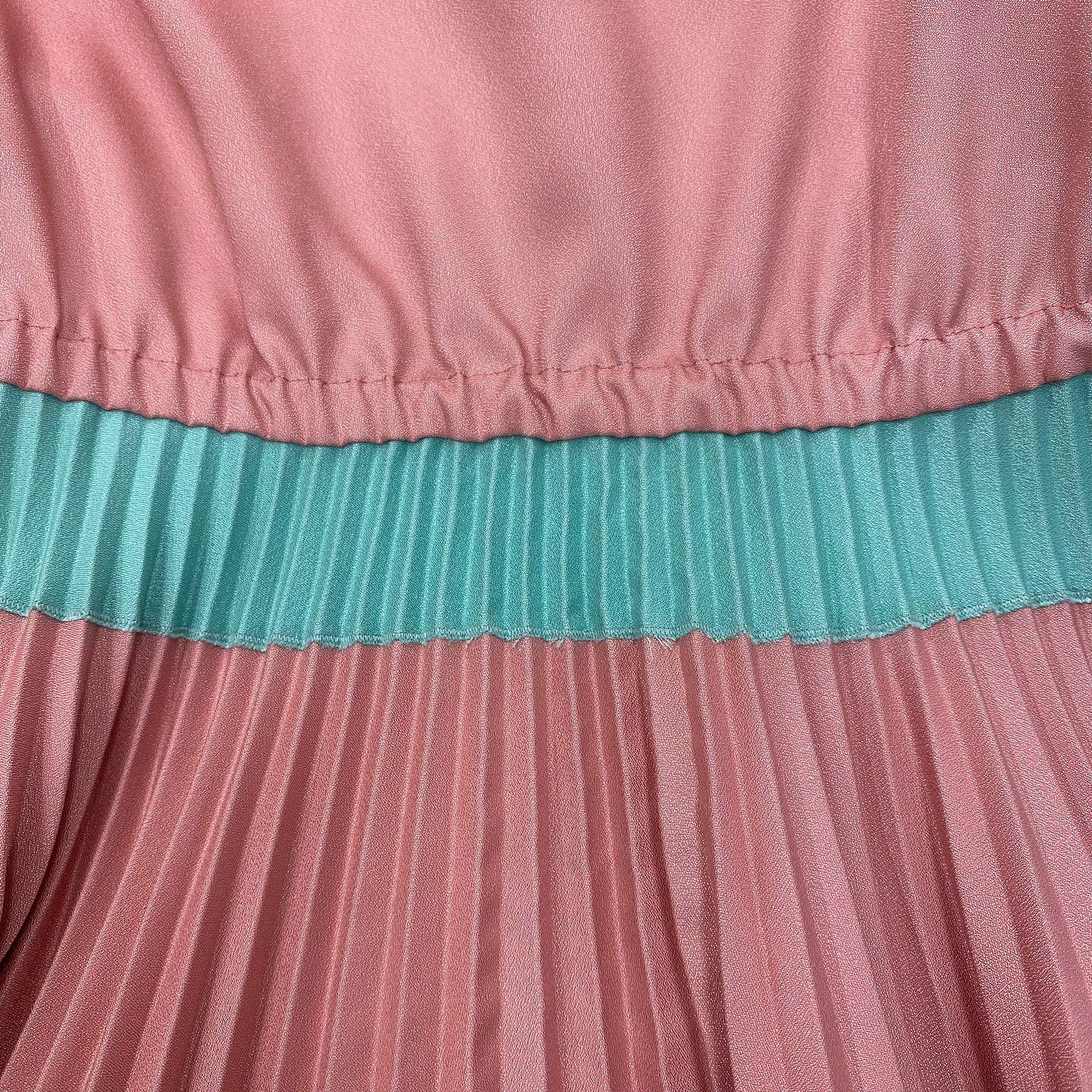 Prada Prada Colorblock Pleated Midi Dress Size 40 Size S / US 4 / IT 40 - 6 Thumbnail