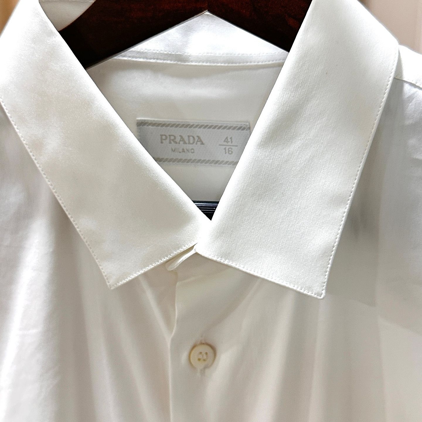 Prada Prada White Long Sleeve Button Up Shirt Size L Size US L / EU 52-54 / 3 - 3 Thumbnail