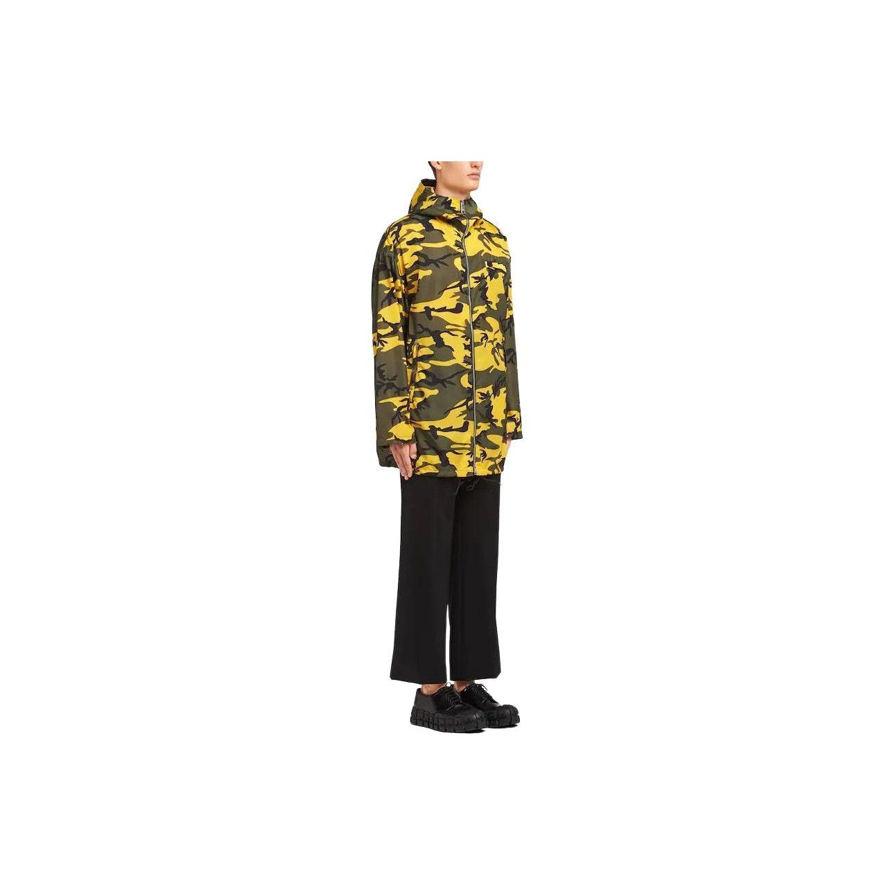Prada Prada Camo Hooded Jacket Size L Size US L / EU 52-54 / 3 - 10 Thumbnail