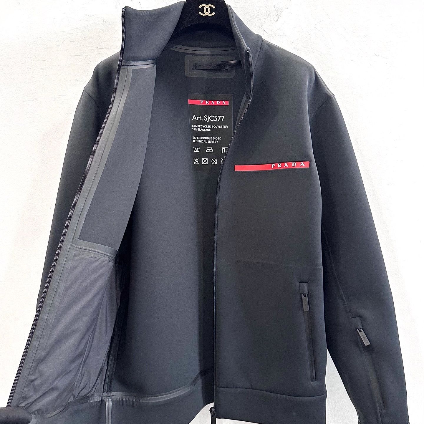 Prada Prada Logo Jersey Jacket Size L Size US L / EU 52-54 / 3 - 8 Thumbnail