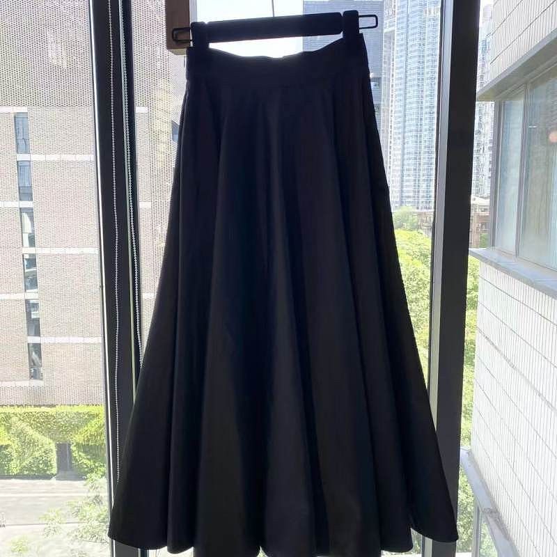 Prada Prada Pouch A-Line Midi Skirt IT 36 Size 25" / US 0 / IT 36 - 2 Thumbnail
