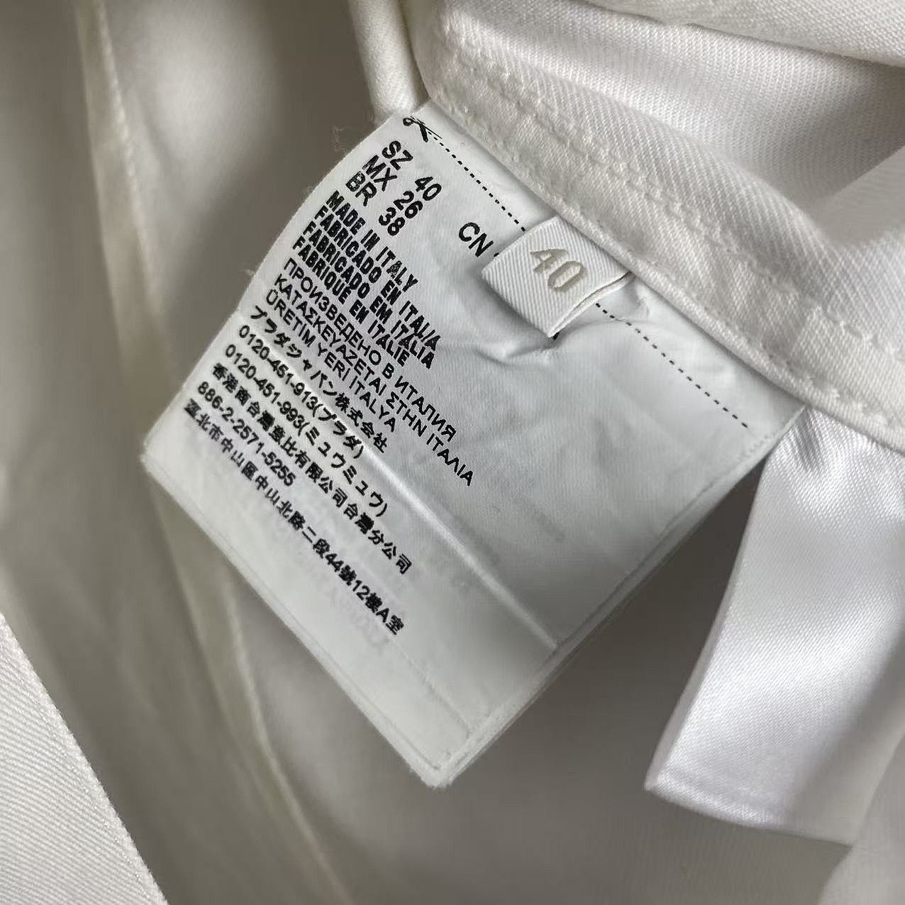 Prada Prada Logo Patch Button Up Shirt Size 40 Size S / US 4 / IT 40 - 4 Thumbnail