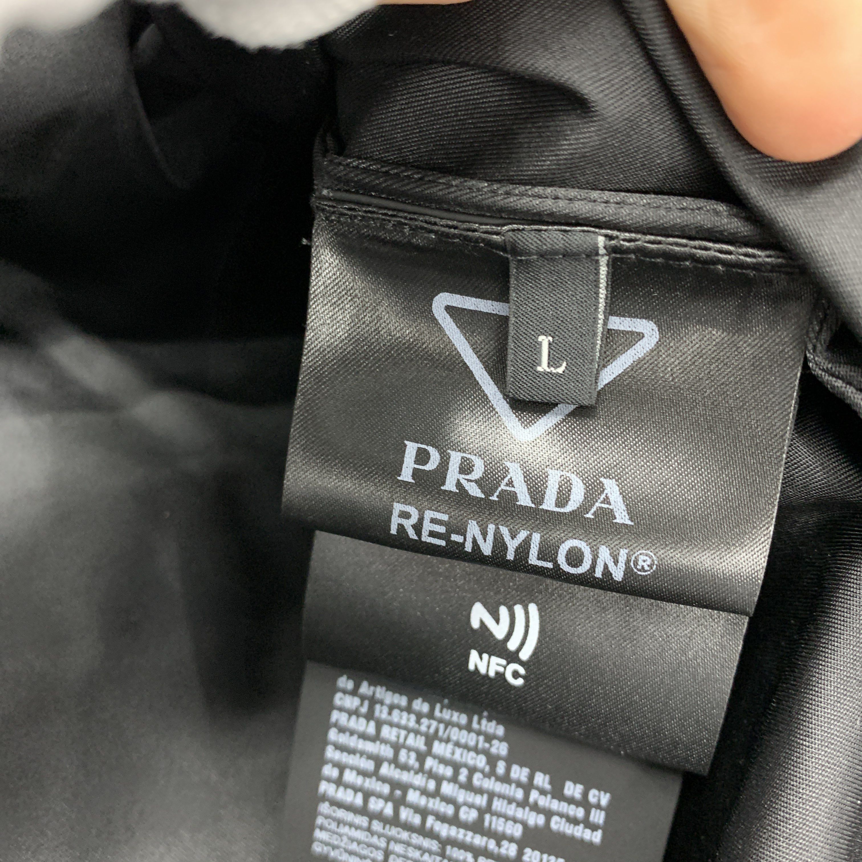 Prada Prada Re-Nylon Pocket Button Up Shirt Size L Size US L / EU 52-54 / 3 - 5 Thumbnail