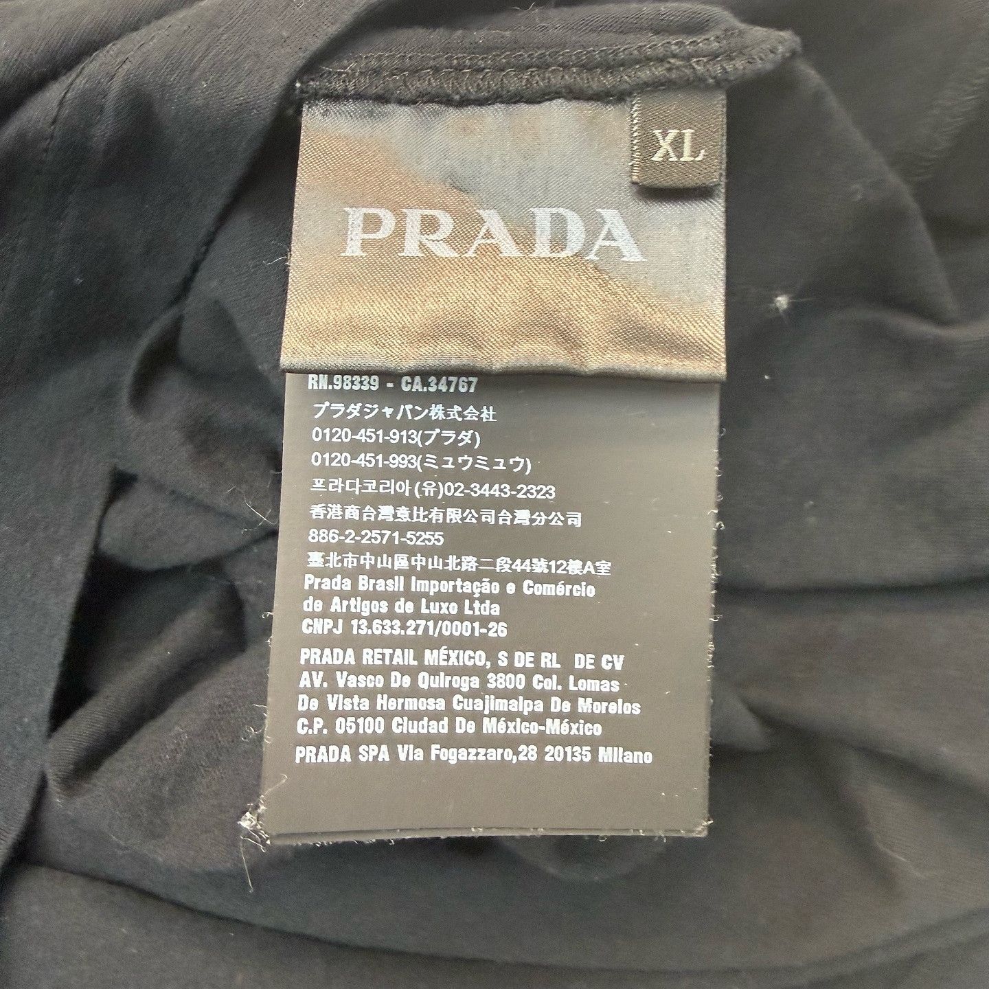 Prada Prada Nylon Pocket Logo T-Shirt Size XL Size US XL / EU 56 / 4 - 4 Thumbnail