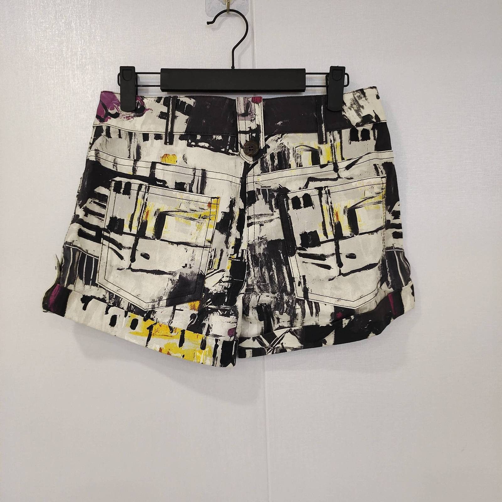 Prada Prada Graphic Print Shorts Size 26 Size 26" / US 2 / IT 38 - 2 Thumbnail