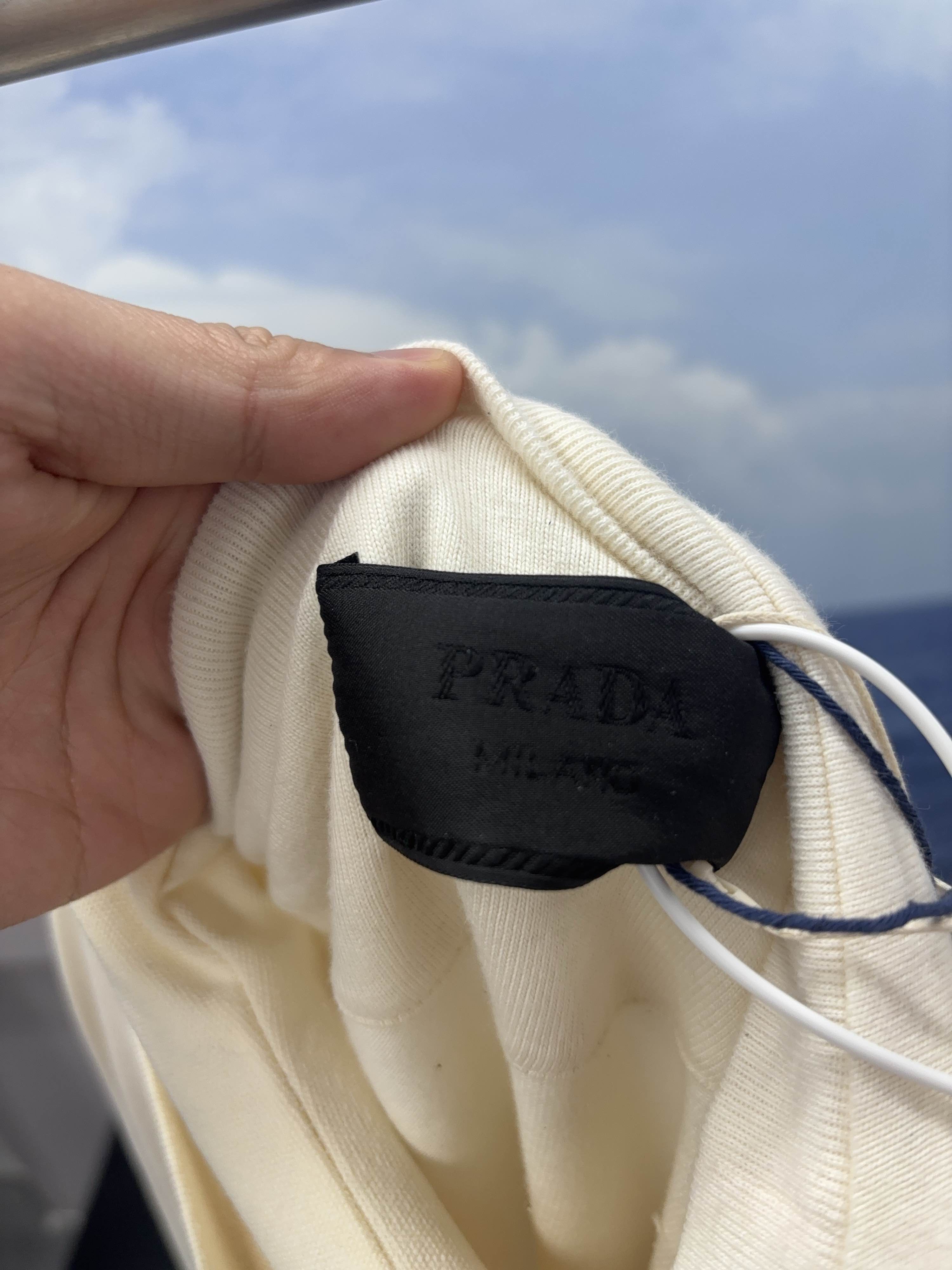 Prada Prada Triangle Logo T-Shirt Size XL Size US XL / EU 56 / 4 - 3 Thumbnail