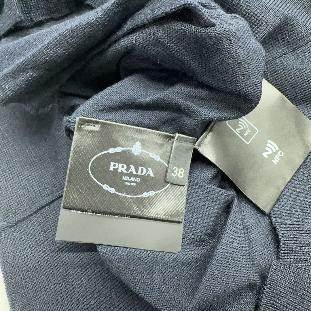 Prada Prada Superfine Wool V-Neck Cardigan Size 38 Size XS / US 0-2 / IT 36-38 - 5 Thumbnail