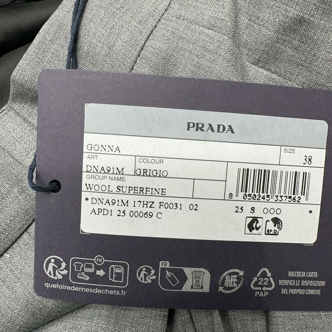 Prada Prada Pleated Wool Skirt Size 38 Size 26" / US 2 / IT 38 - 5 Thumbnail