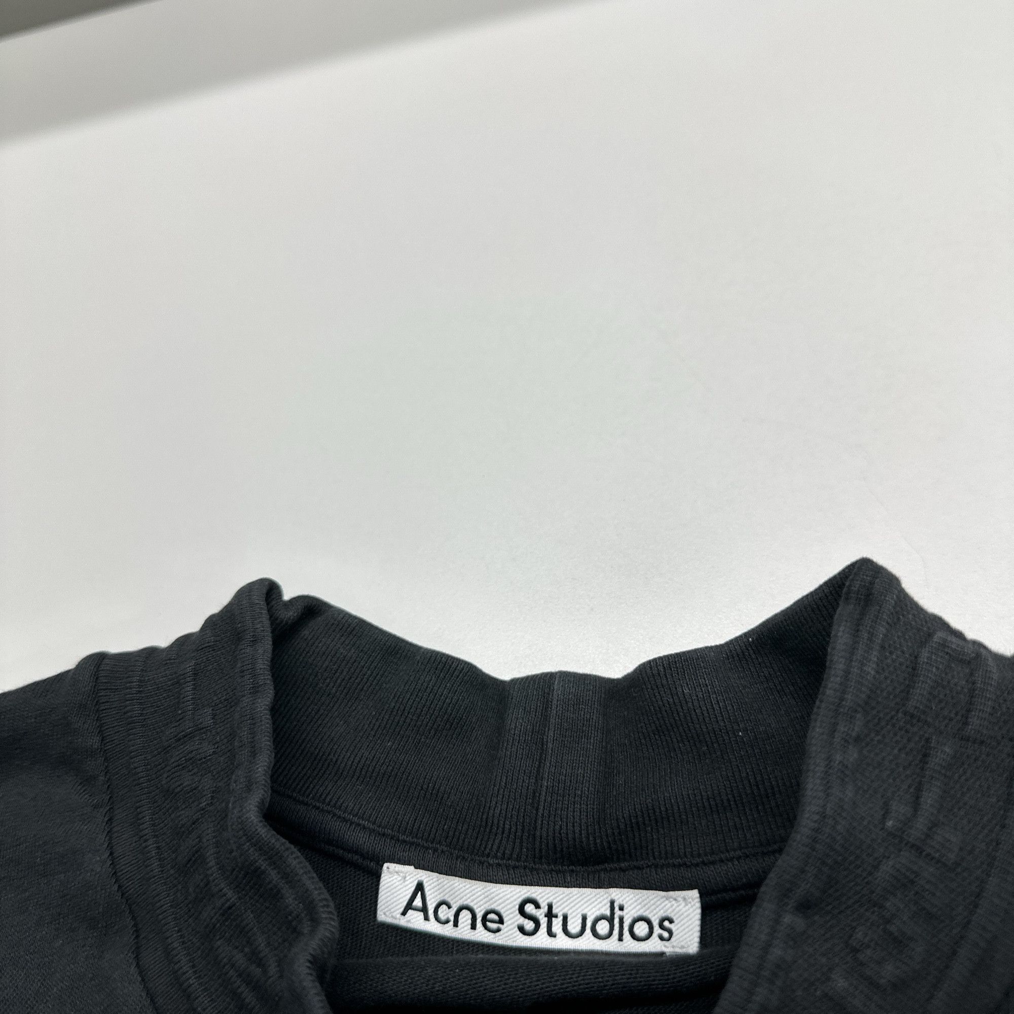 Acne Studios Acne Studios Logo Collar T-Shirt Size M Size US M / EU 48-50 / 2 - 3 Thumbnail
