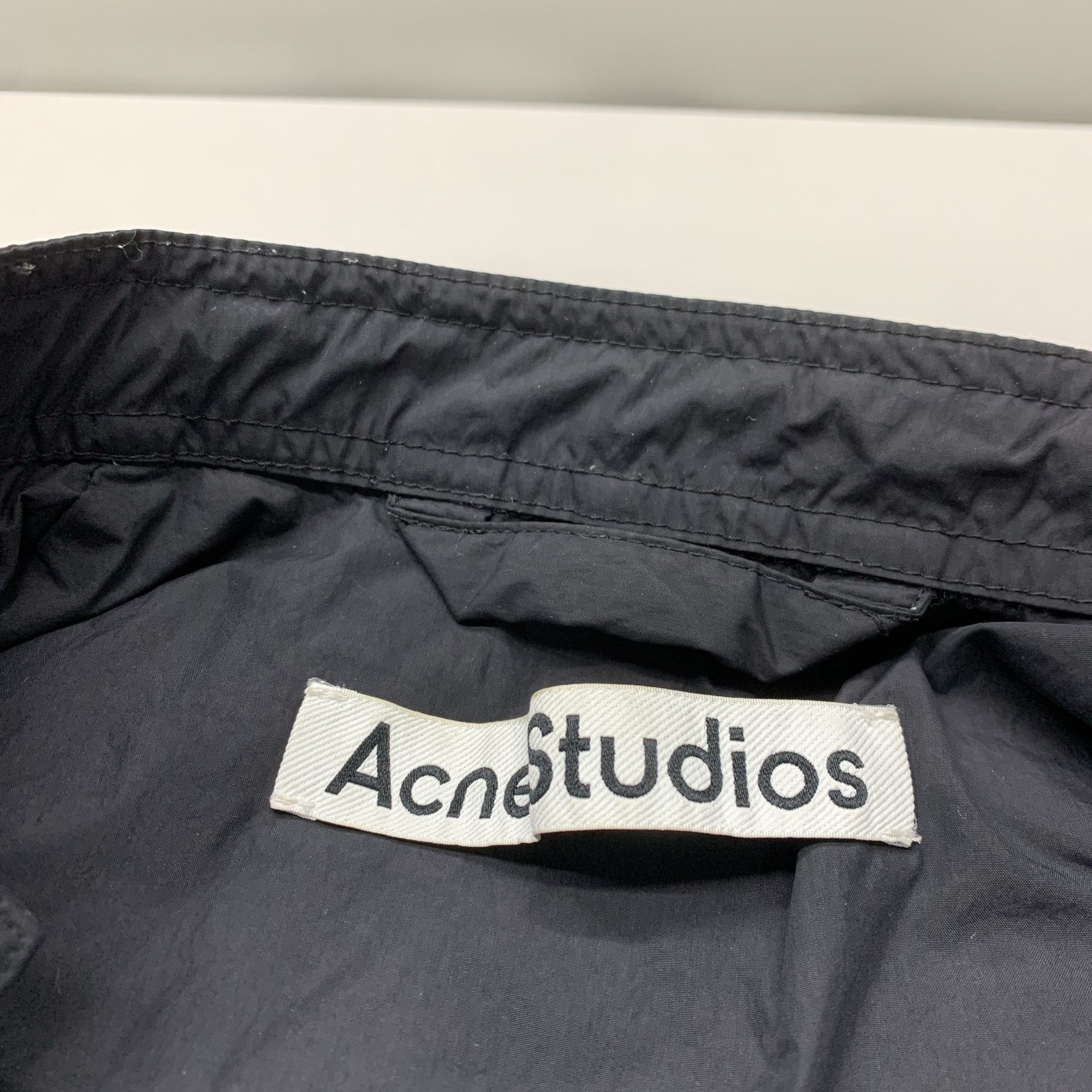 Acne Studios Acne Studios Logo Nylon Down Jacket Size S Size US S / EU 44-46 / 1 - 5 Thumbnail
