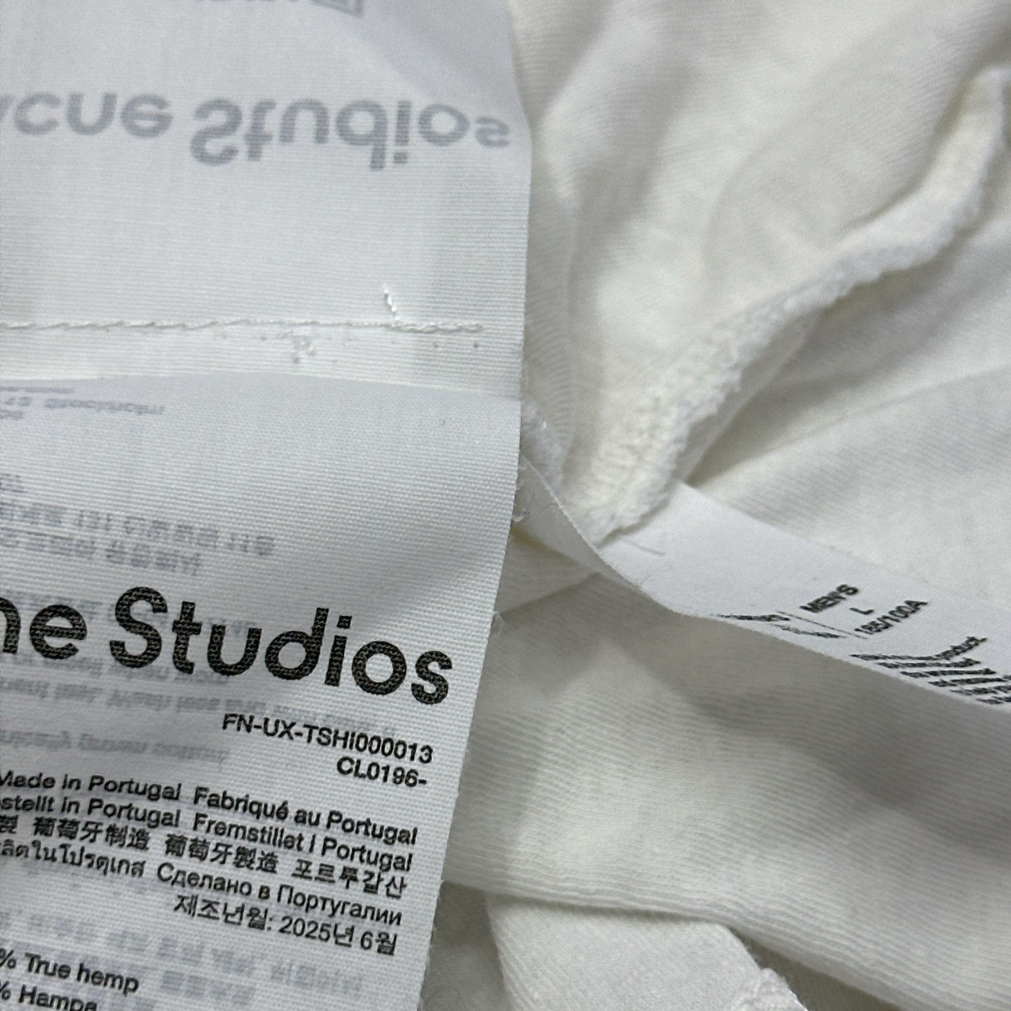 Acne Studios Acne Studios 1996 Logo T-Shirt Size L Size US L / EU 52-54 / 3 - 7 Thumbnail