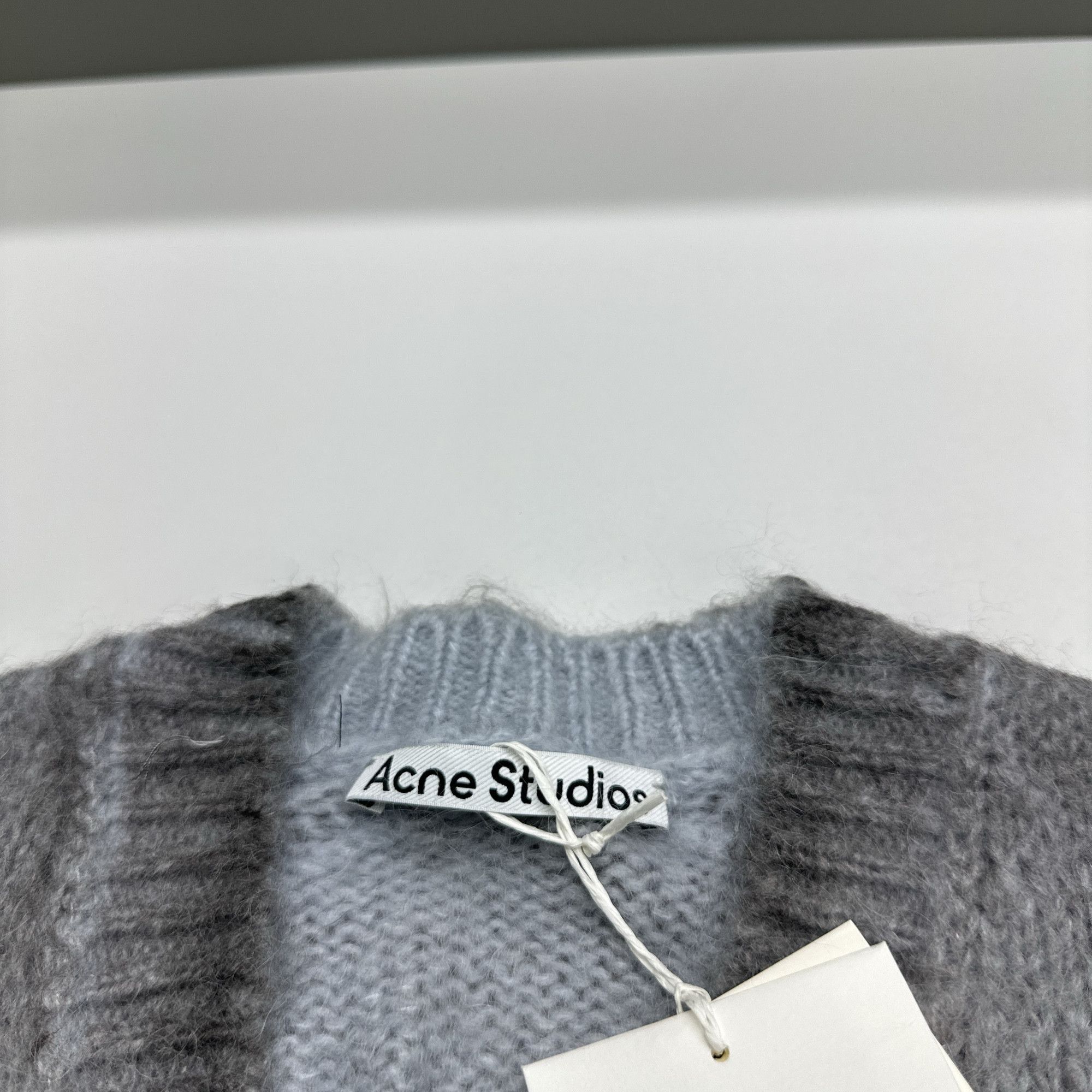 Acne Studios Acne Studios Brushed Mohair Cardigan Size XS Size XS / US 0-2 / IT 36-38 - 3 Thumbnail