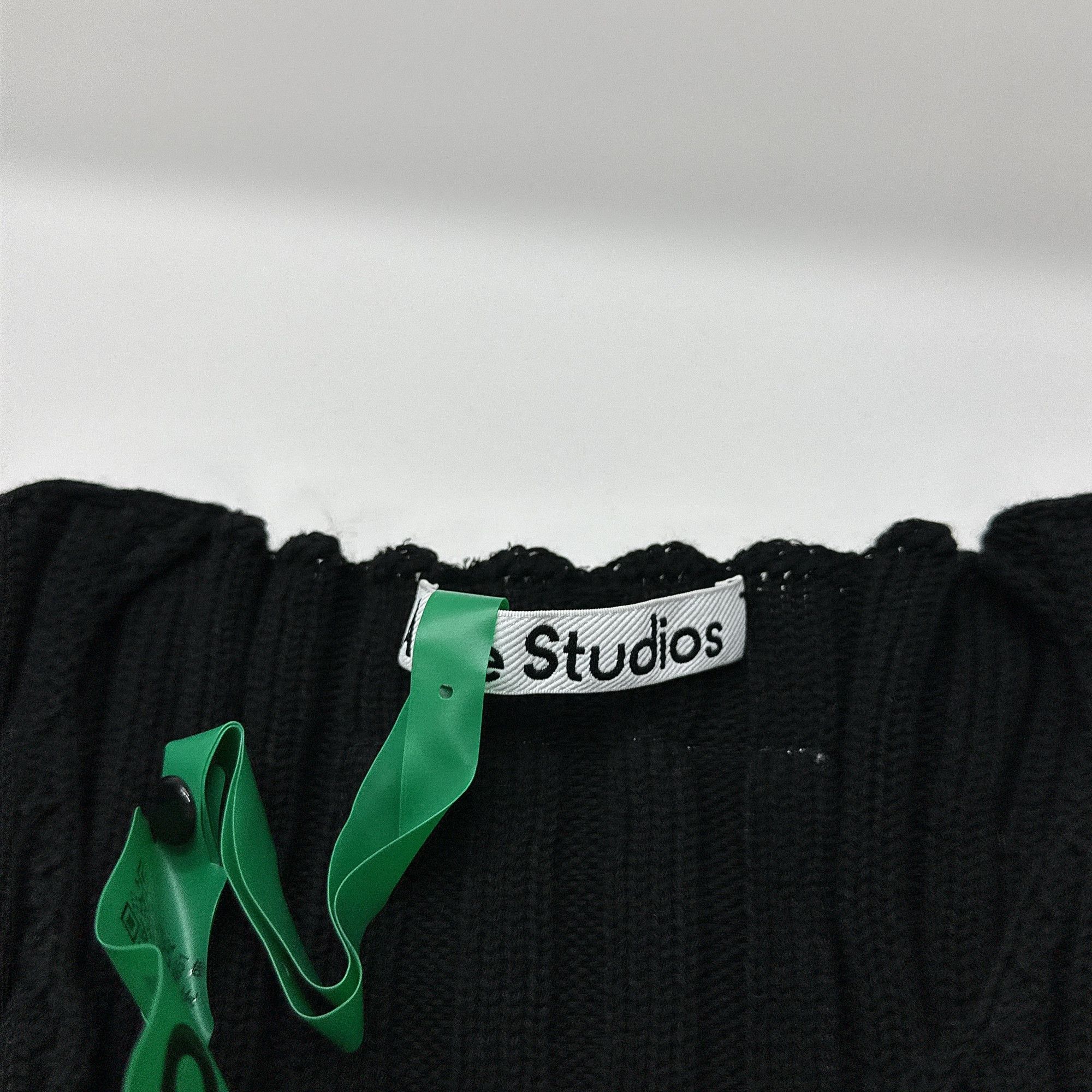 Acne Studios Acne Studios Ribbed Crewneck Cotton Sweater Size L Size L / US 10 / IT 46 - 3 Thumbnail