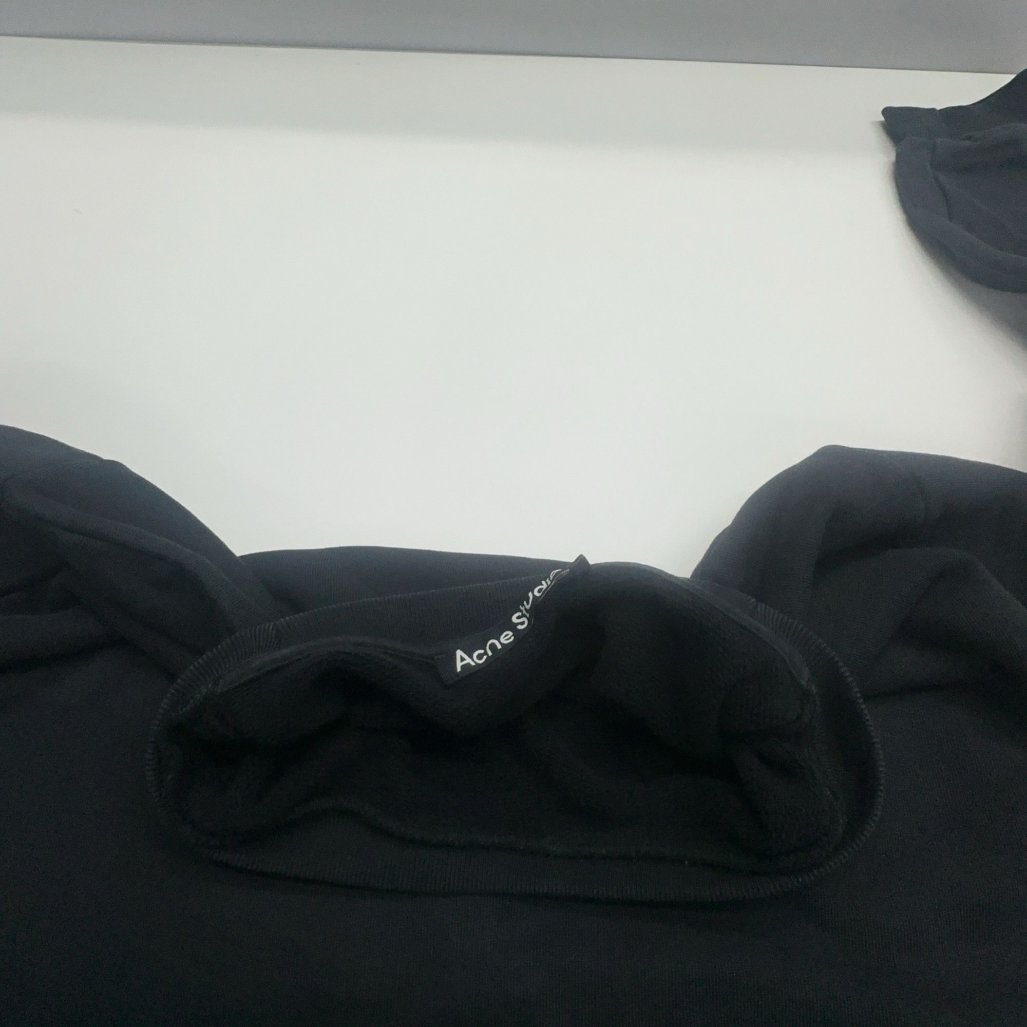 Acne Studios Acne Studios Face Patch Sweatshirt Size S Size US S / EU 44-46 / 1 - 6 Thumbnail