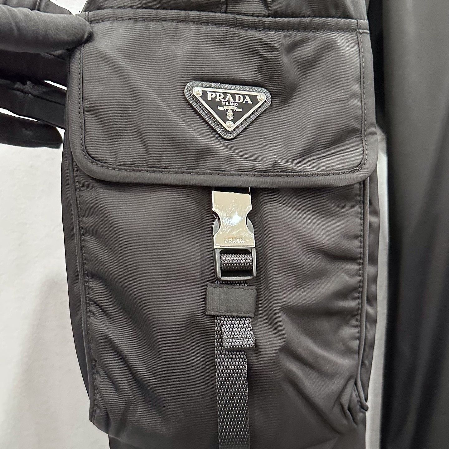 Prada Prada Re-Nylon Cargo Pants Size 48 Size US 32 / EU 48 - 6 Thumbnail