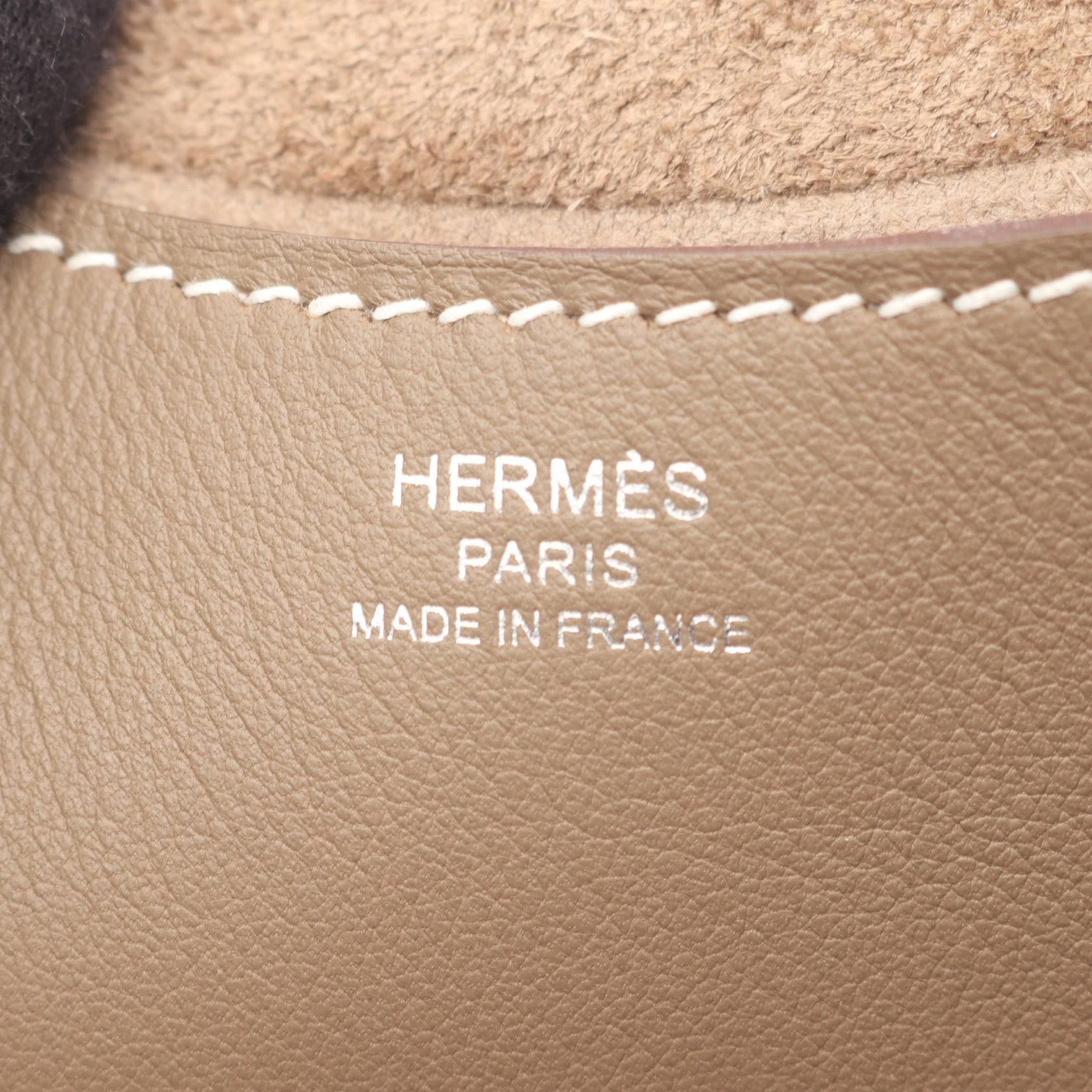 Hermes Hermes Hermes In-The-Loop18 Calfskin Handbag Leather Handbag Stamp W (2024) DUTY FREE for USA Size ONE SIZE - 4 Thumbnail