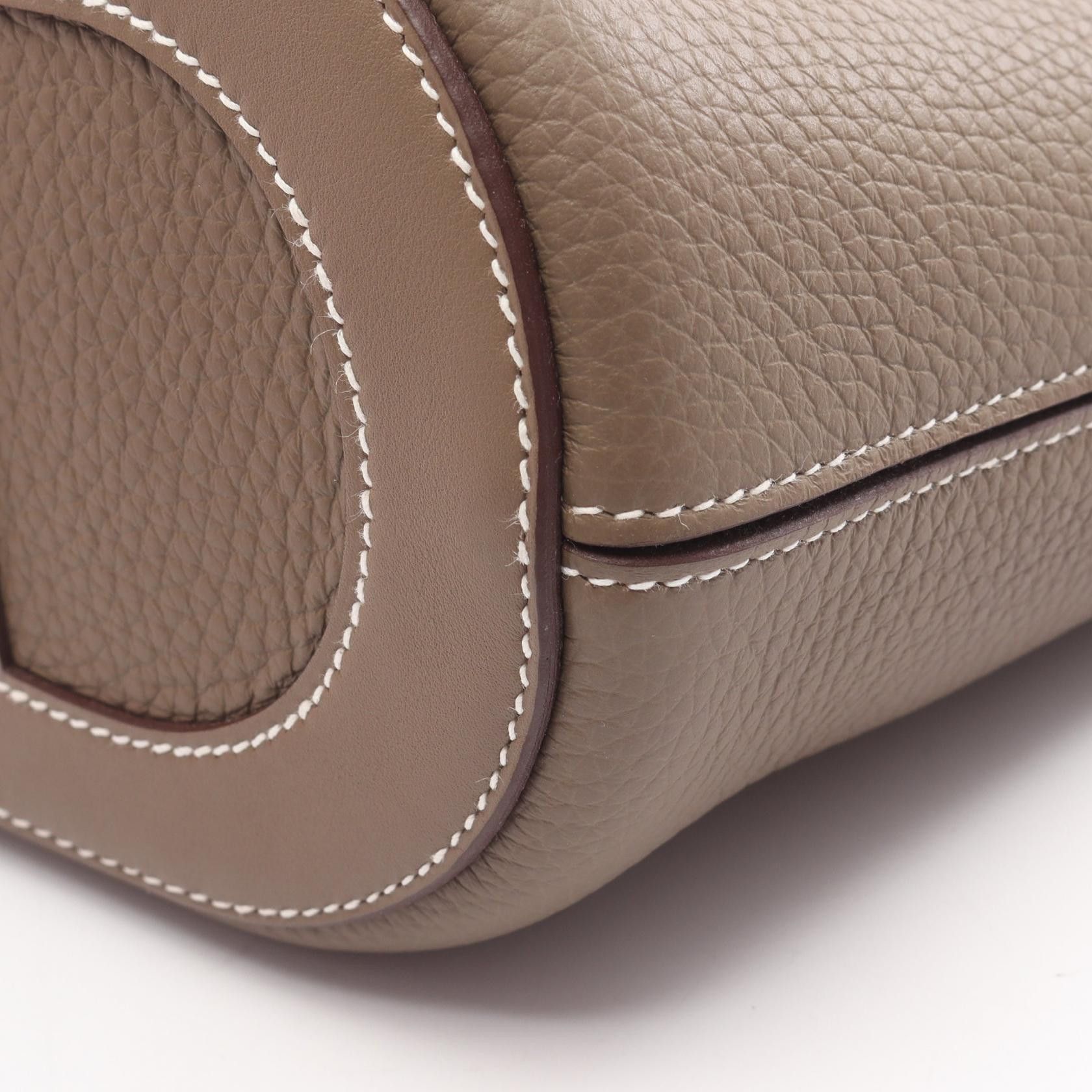 Hermes Hermes Hermes In-The-Loop18 Calfskin Handbag Leather Handbag Stamp W (2024) DUTY FREE for USA Size ONE SIZE - 6 Thumbnail