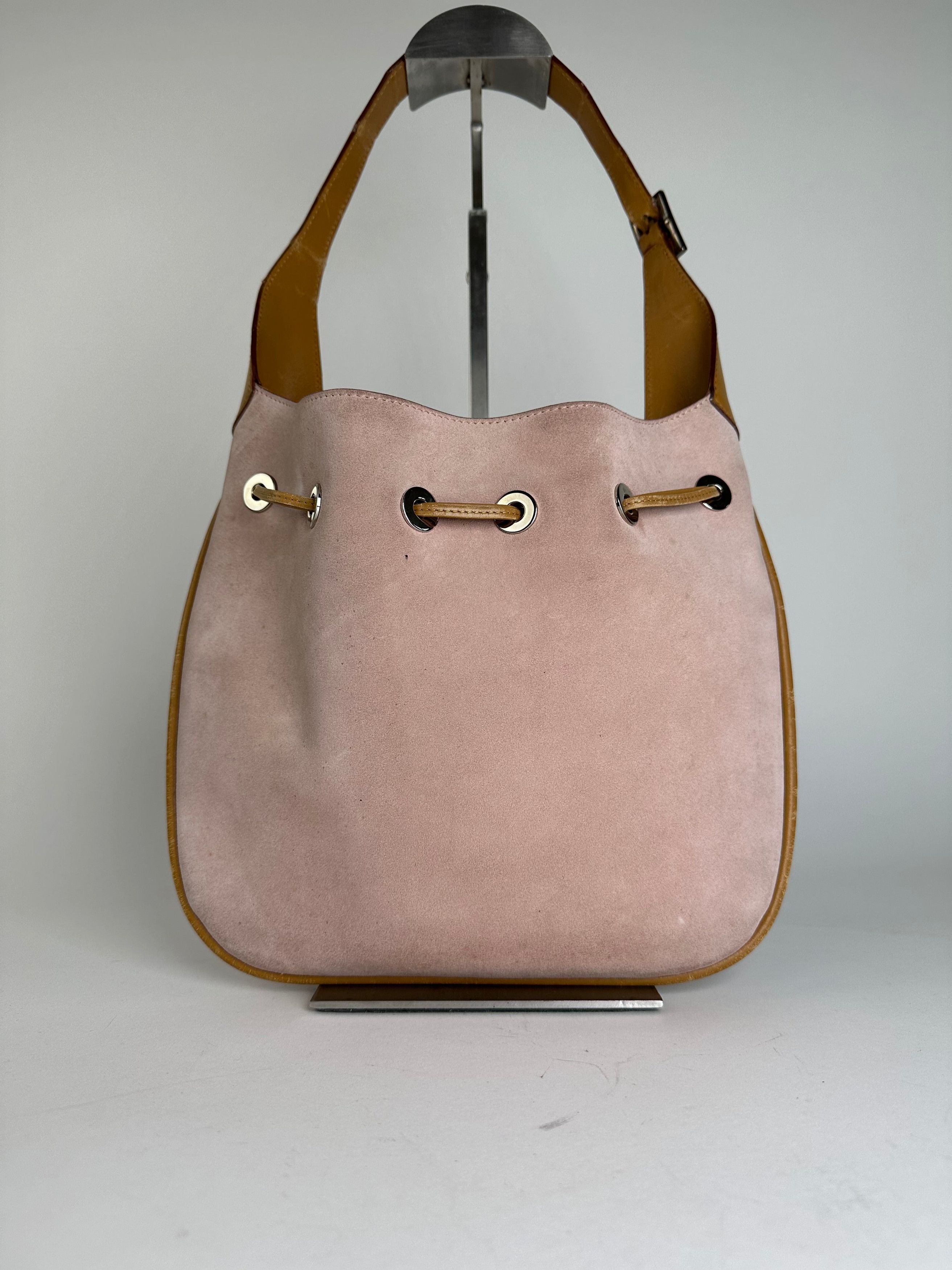 Gucci Pink Suede Hobo Bag with Drawstring Closure Size ONE SIZE - 2 Thumbnail