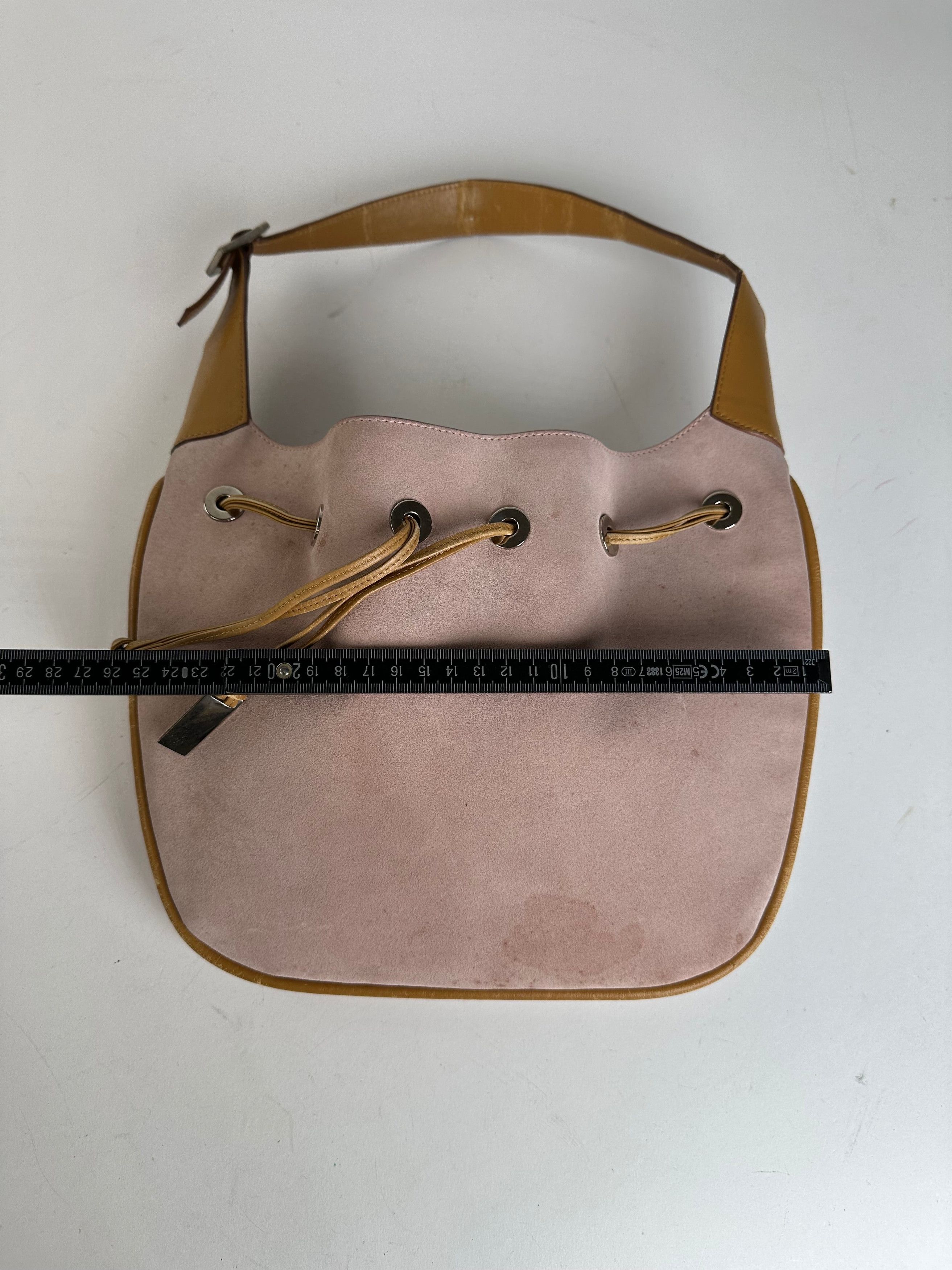 Gucci Pink Suede Hobo Bag with Drawstring Closure Size ONE SIZE - 12 Thumbnail