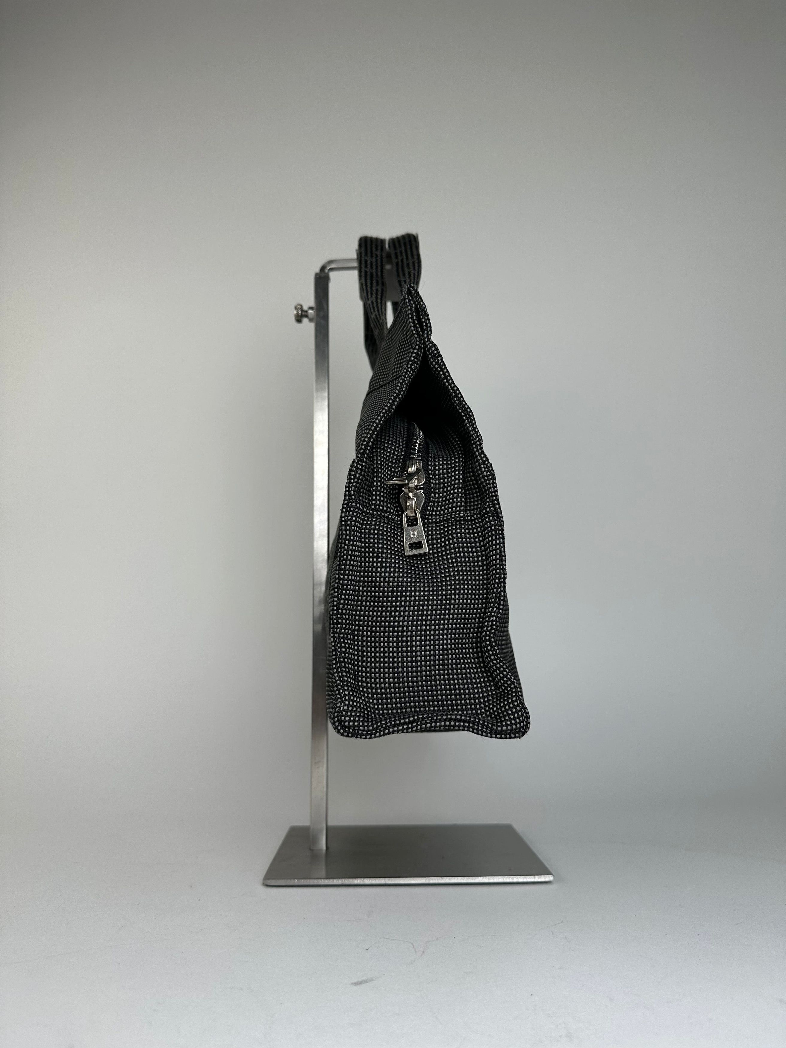 Other Hermès Black Canvas Tote Bag with Zip Closure and Snap Butto Size ONE SIZE - 4 Thumbnail