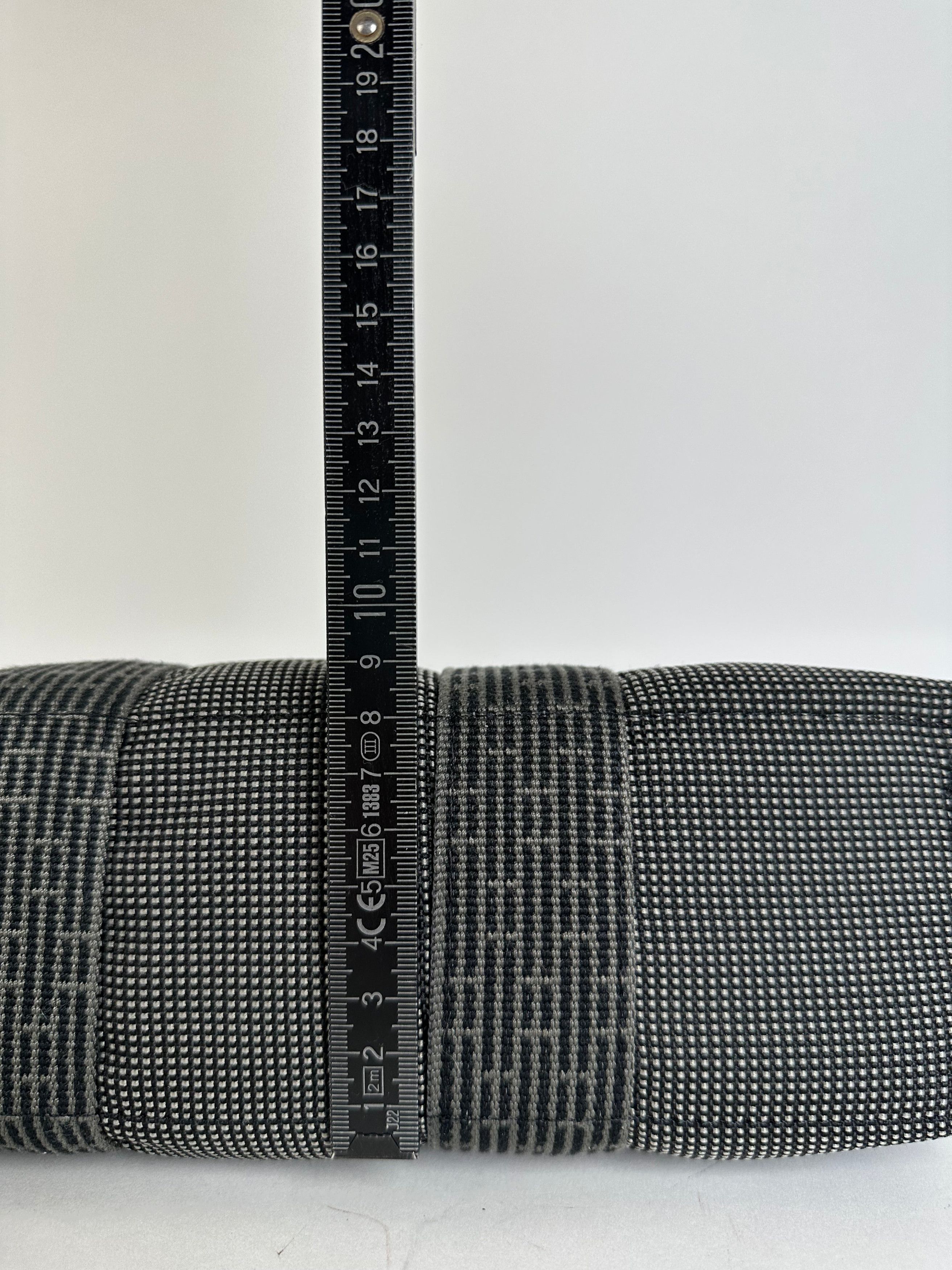 Other Hermès Black Canvas Tote Bag with Zip Closure and Snap Butto Size ONE SIZE - 12 Thumbnail