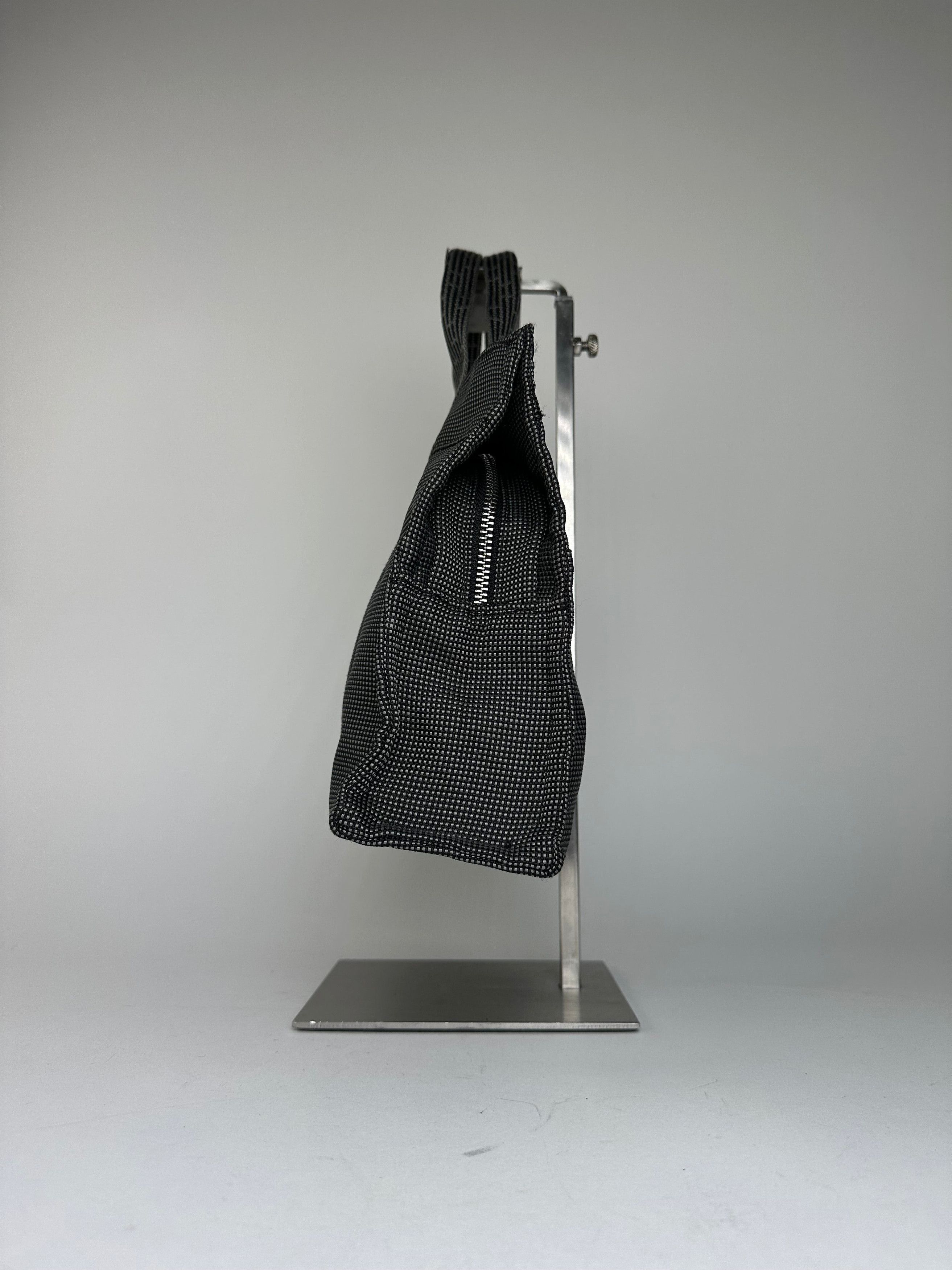 Other Hermès Black Canvas Tote Bag with Zip Closure and Snap Butto Size ONE SIZE - 2 Thumbnail
