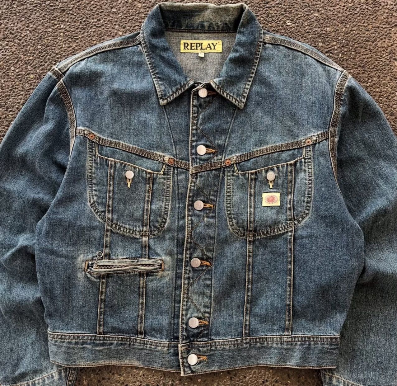 Vintage Vintage Replay Denim Trucker Jacket Size US M / EU 48-50 / 2 - 2 Thumbnail